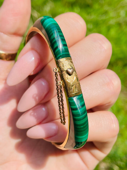 Vintage yellow 14K inlaid malachite hinge bangle