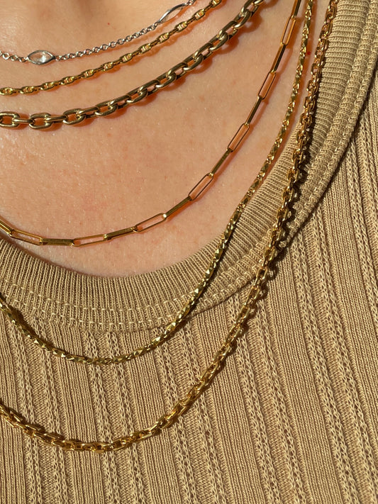 Vintage yellow 18K gold solid biker link chain, 23.5 inch