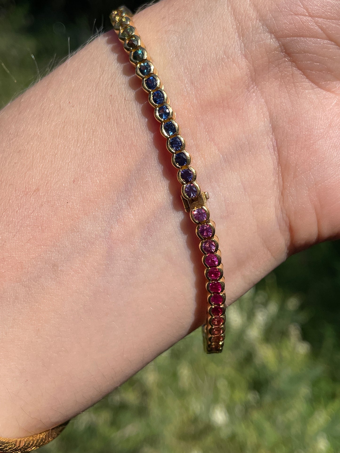 Vintage yellow 18K natural 2.3 ctw sapphire rainbow bracelet, 7.25 inch