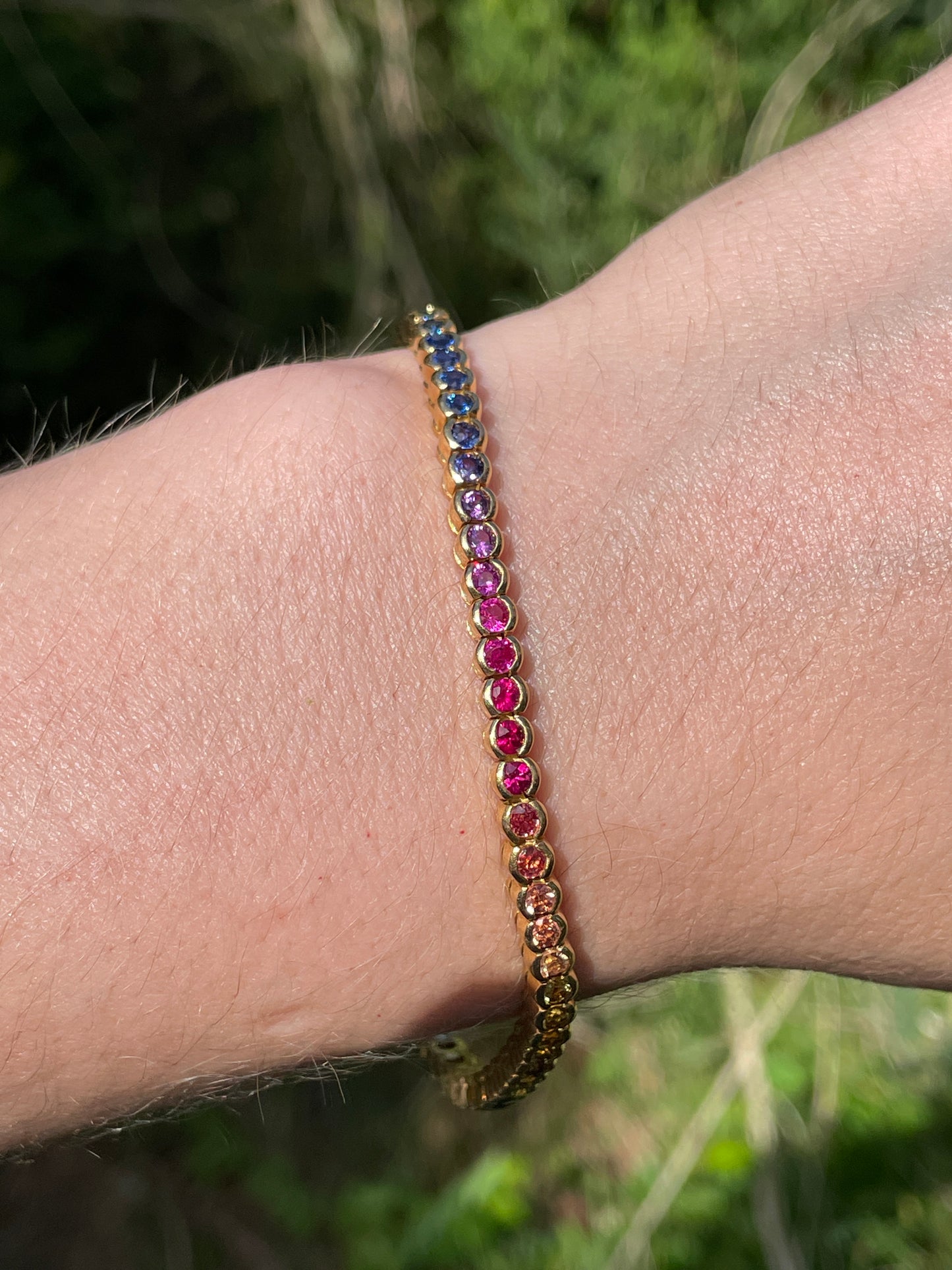 Vintage yellow 18K natural 2.3 ctw sapphire rainbow bracelet, 7.25 inch