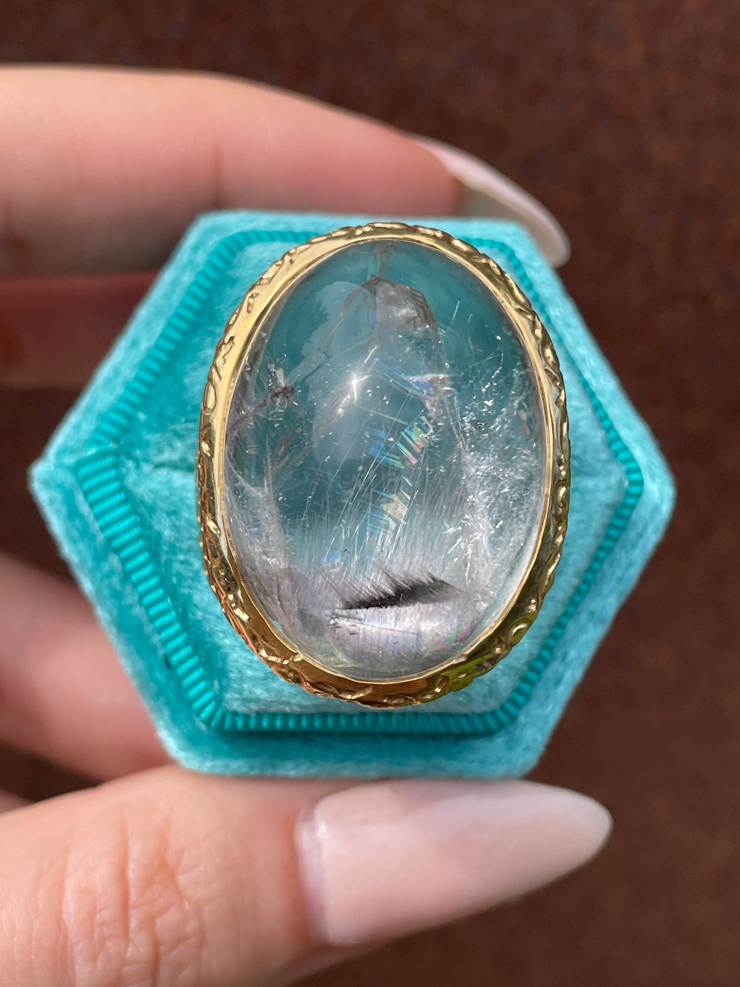 Estate yellow 18K Sagenite rutile rainbow quartz statement ring, size 8.5