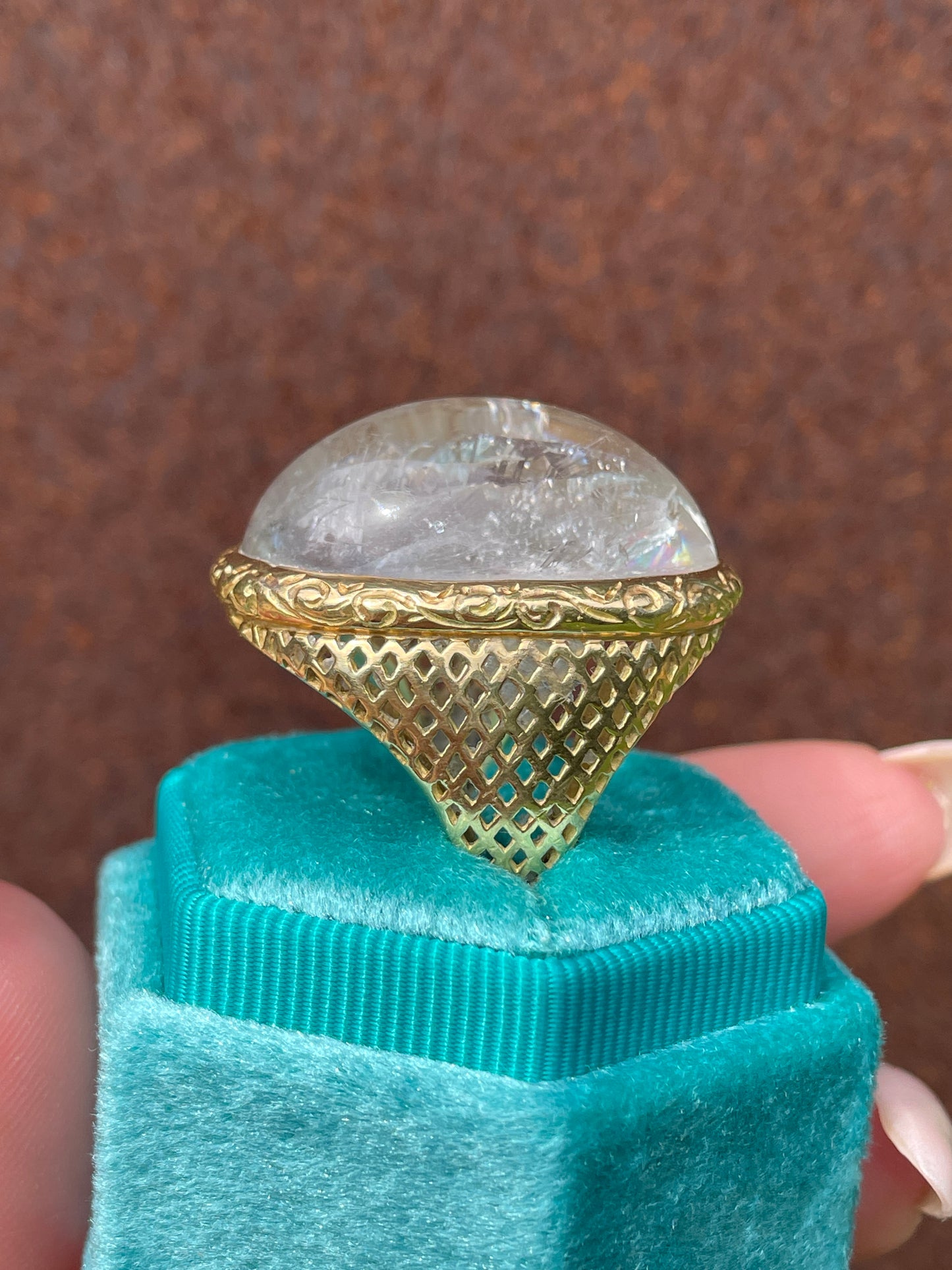 Estate yellow 18K Sagenite rutile rainbow quartz statement ring, size 8.5