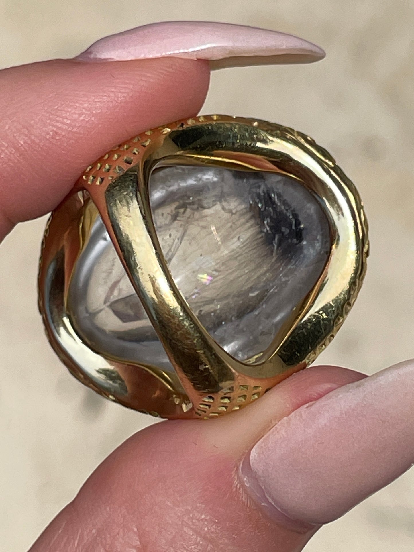 Estate yellow 18K Sagenite rutile rainbow quartz statement ring, size 8.5