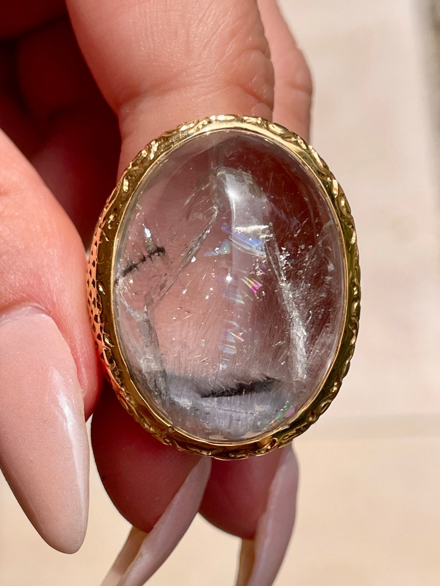 Estate yellow 18K Sagenite rutile rainbow quartz statement ring, size 8.5