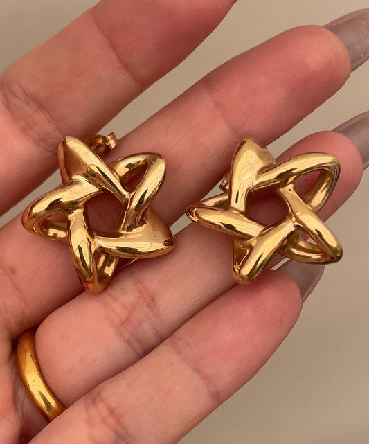 Vintage yellow 14K puffy star post earrings
