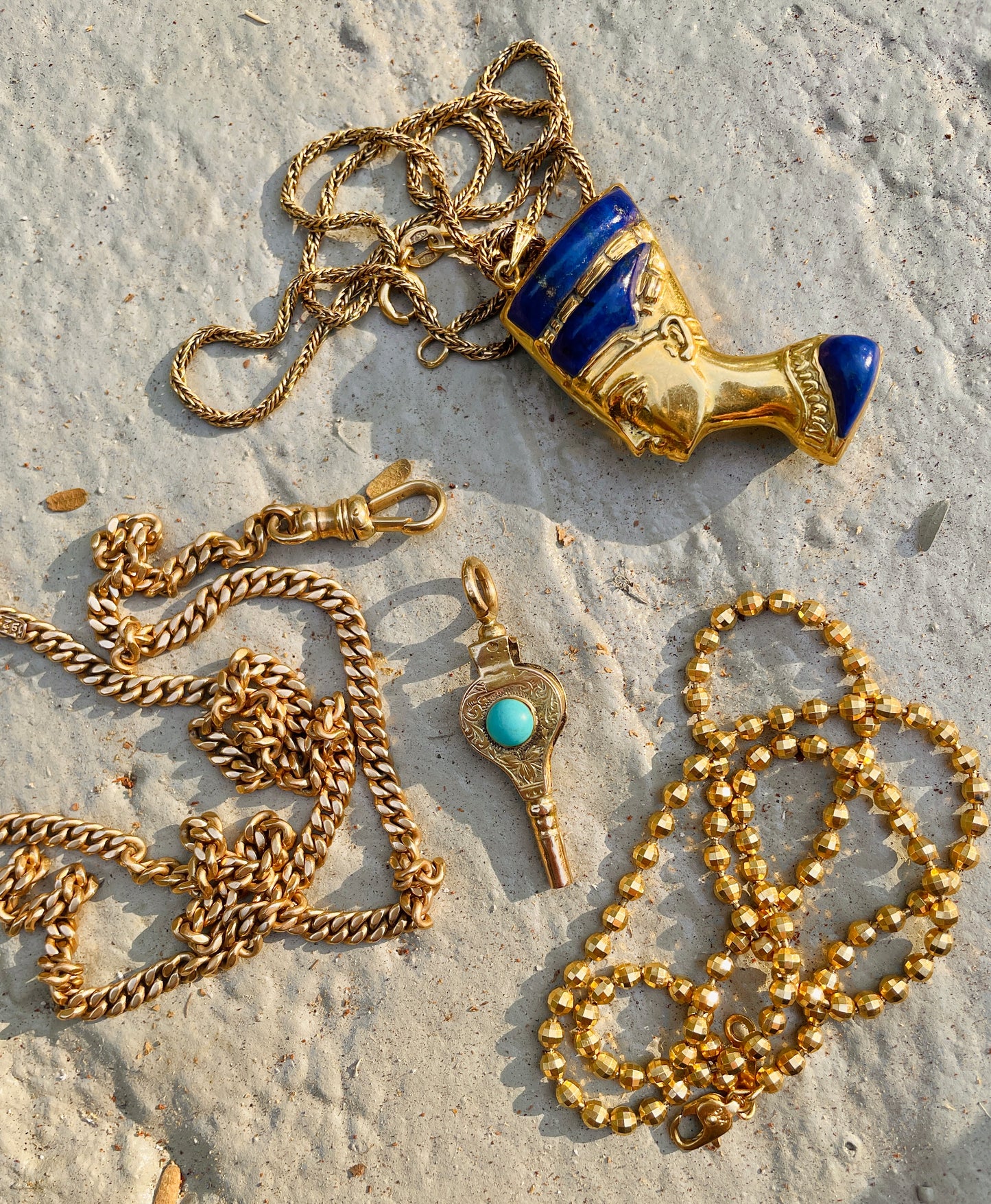 Vintage 18K Nefertiti with turquoise and lapis lazuli