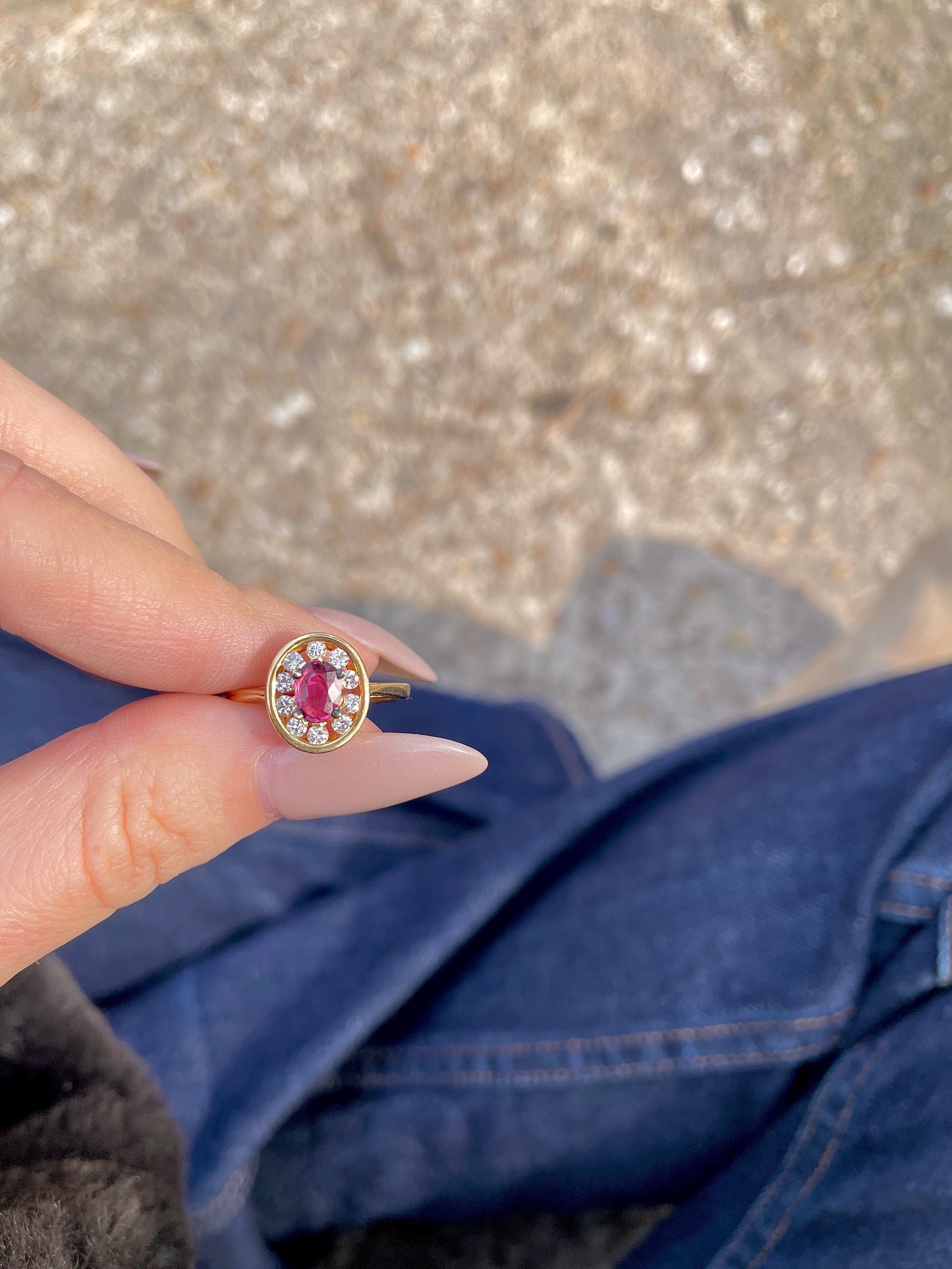 Vintage yellow 14K .27 ctw pink purple sapphire and .25 ctw diamond ring, size 6.5