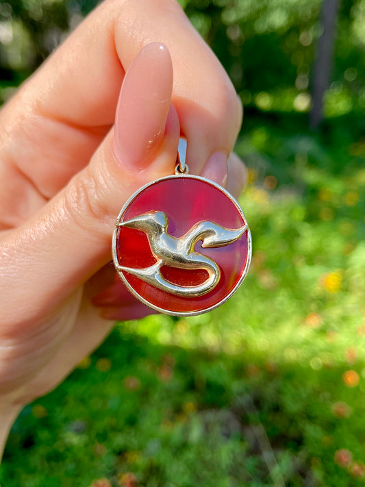 Vintage yellow 14K carnelian disc pendant with bird motif