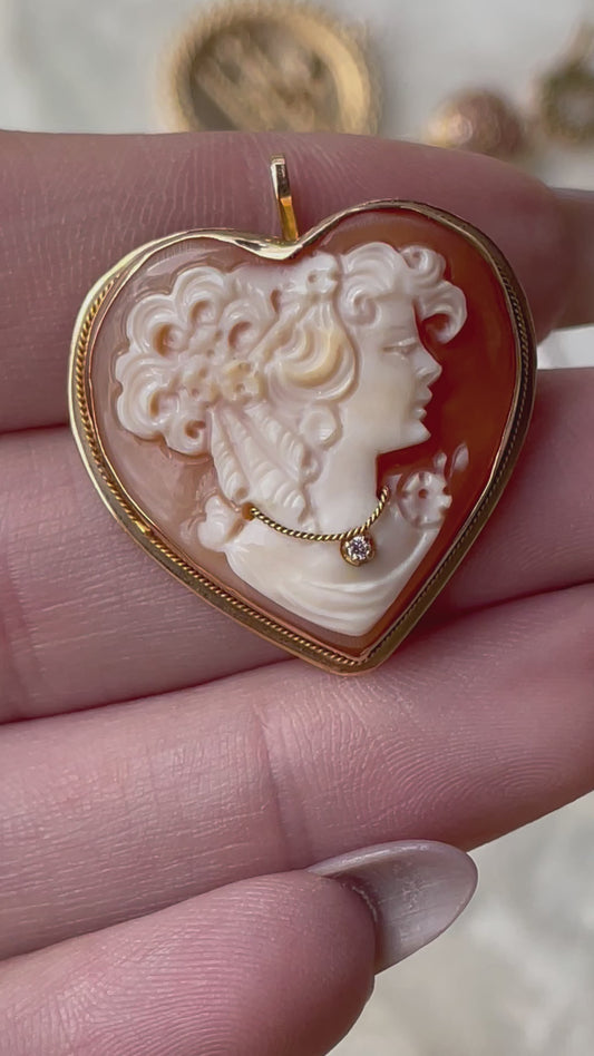 Vintage yellow 14K heart cameo pin/pendant