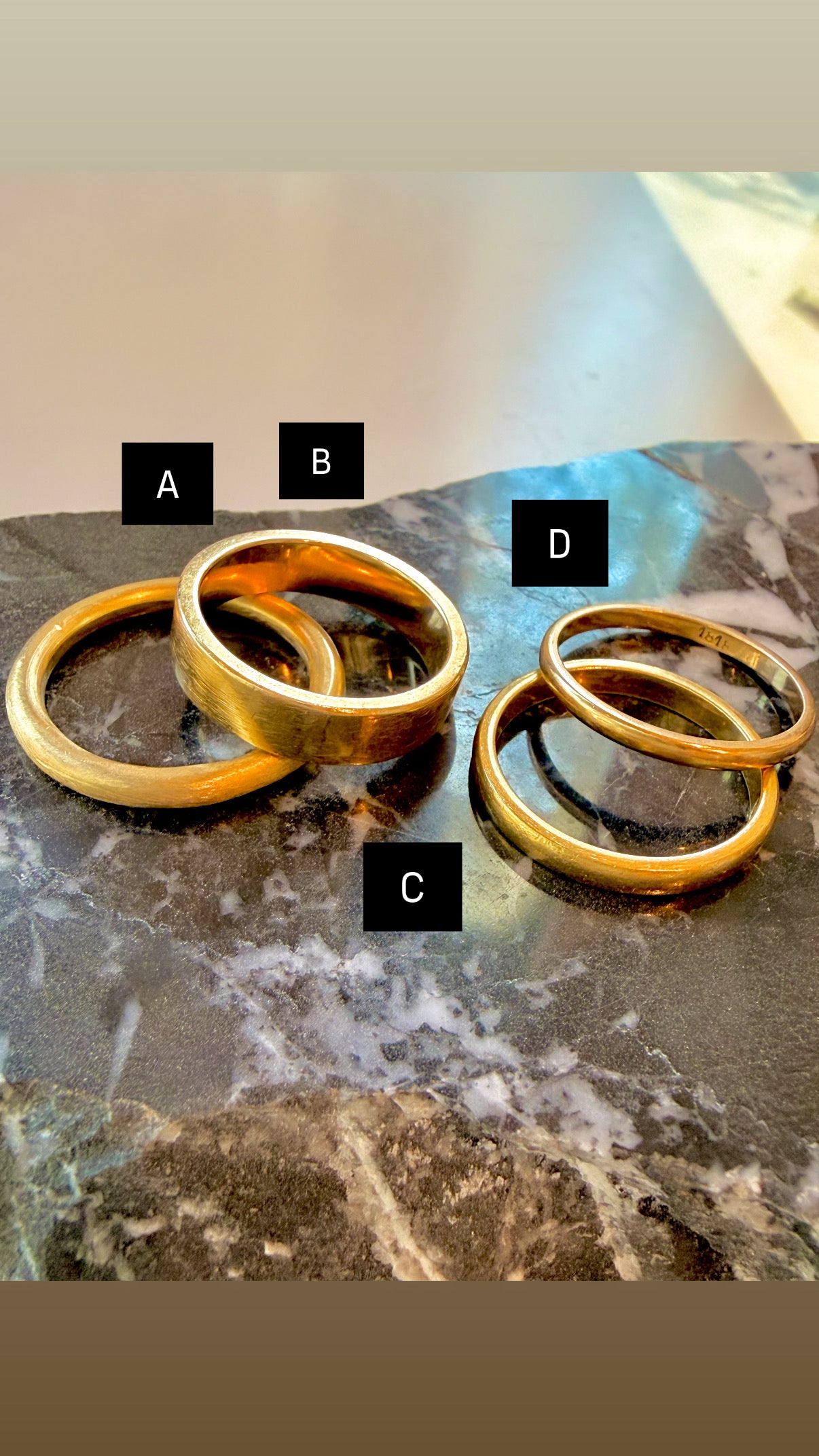 Vintage yellow 18K bands (assorted)