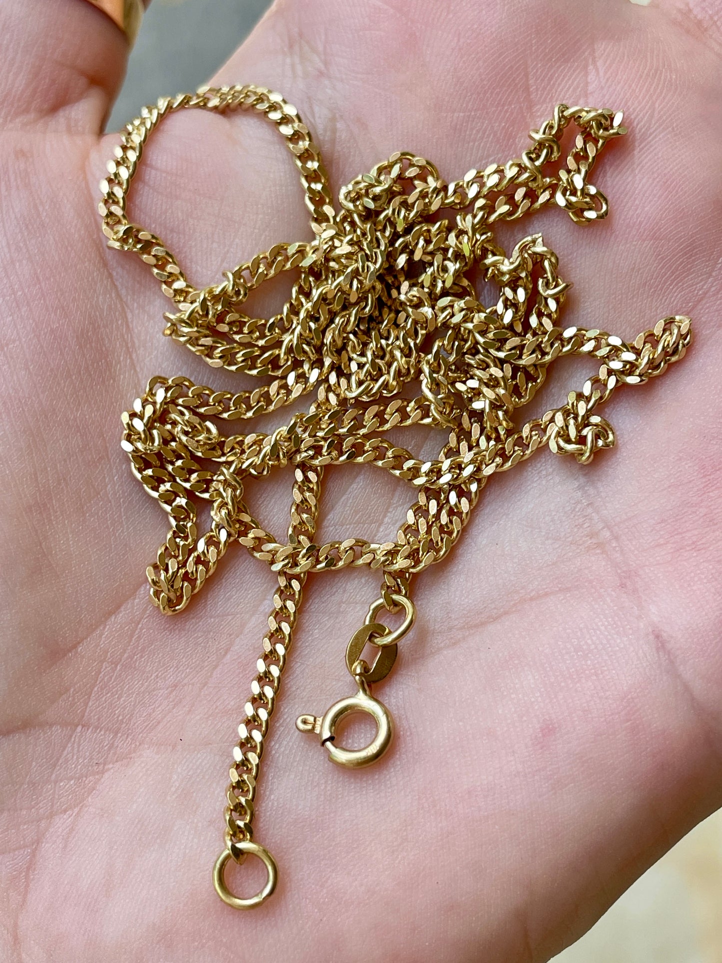 Vintage yellow 18K solid curb link chain, 28.25 inch
