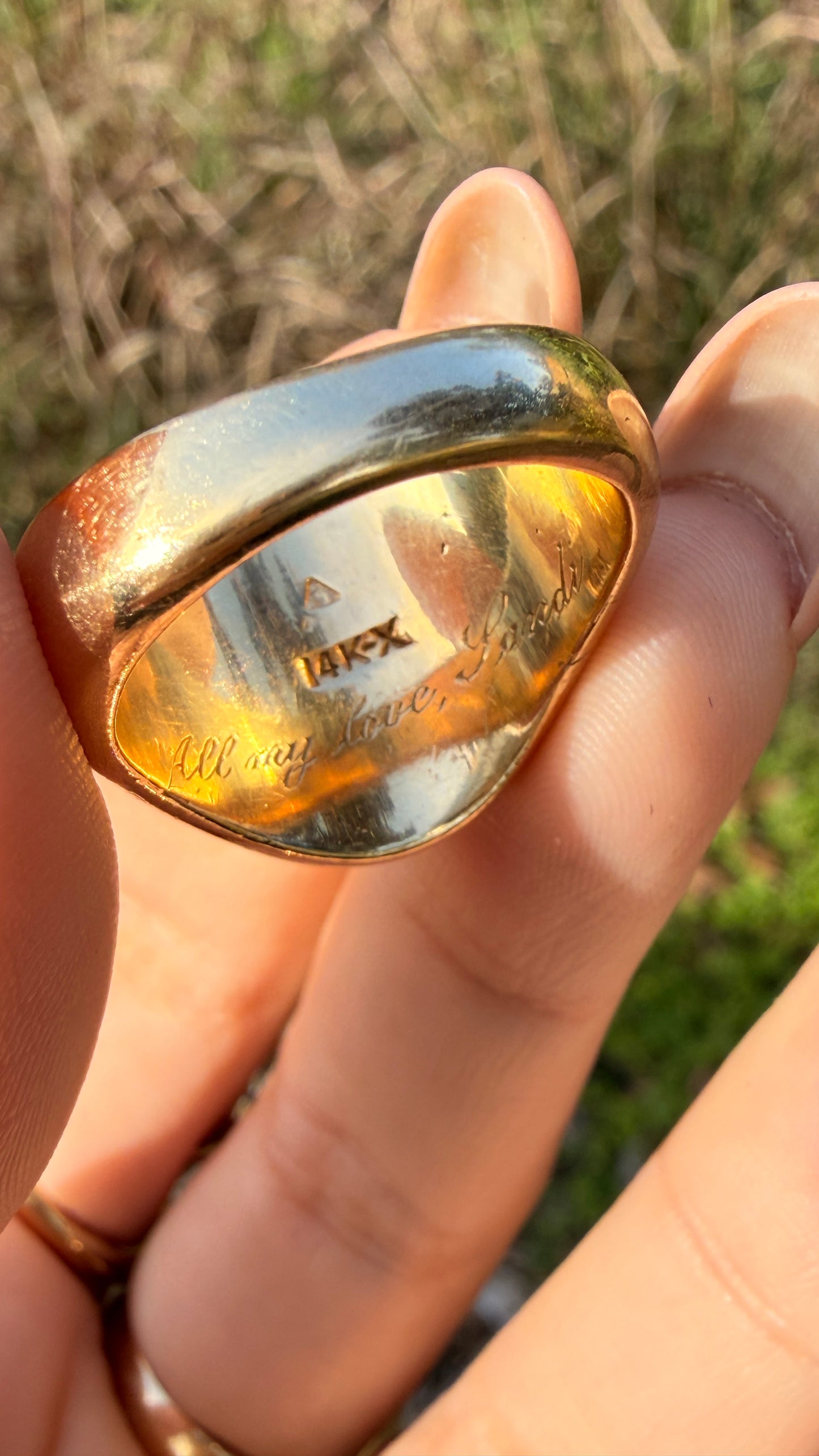 Vintage yellow 14K gold 'GGS' signet ring, size 8.5-8.75