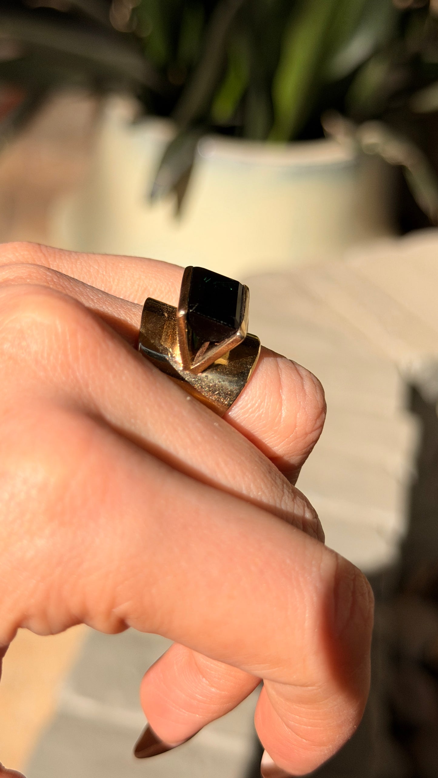 Vintage yellow 14K channel set green tourmaline approx 9.6 ctw statement ring, size 6.75