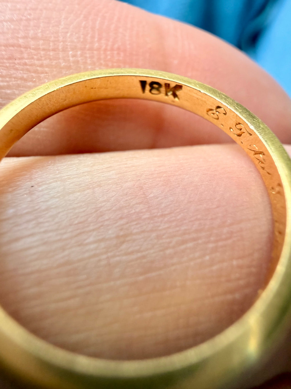 Vintage yellow 15K round band, size 4.75