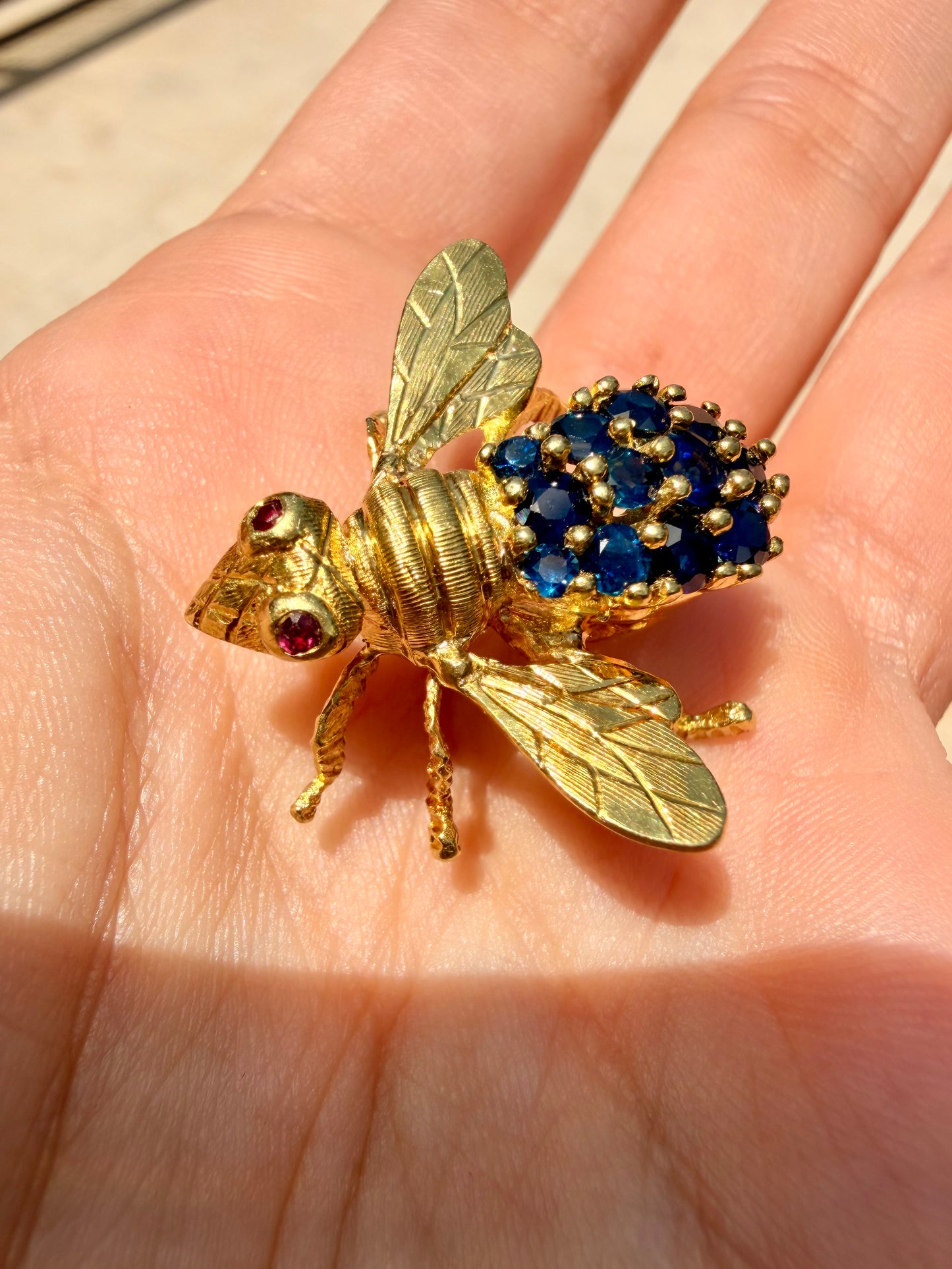 Vintage Yellow 18K sapphire and ruby bee brooch