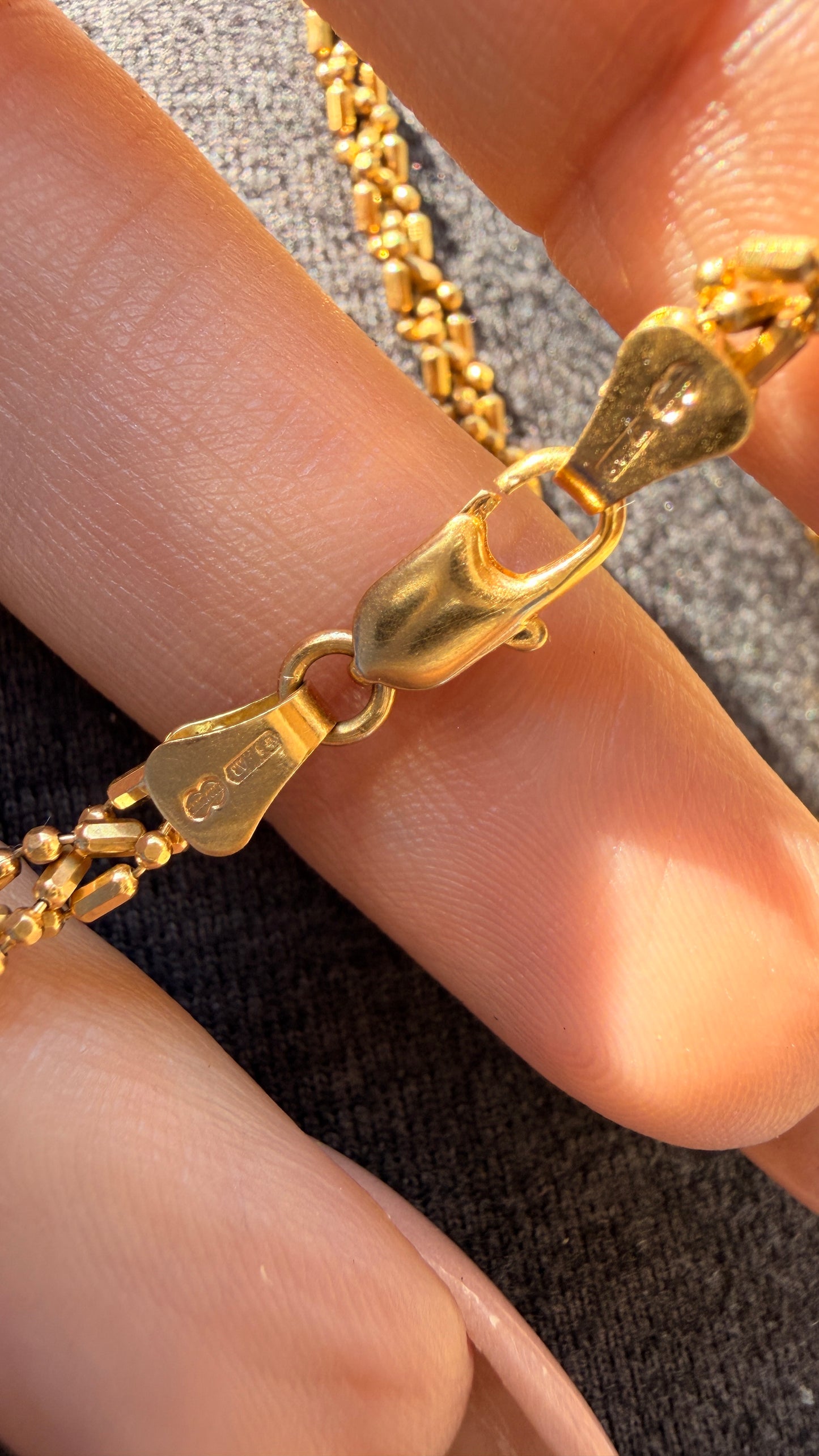 Vintage UnoAerre yellow 18K braided ball and beaded chain, 18 inch