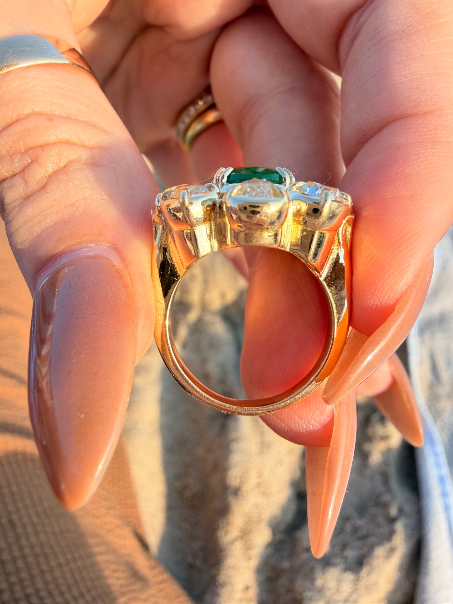 Yellow 18K approx 3.5ctw antique old mine cut diamond halo ring with 3.75ctw natural emerald, size 6.5