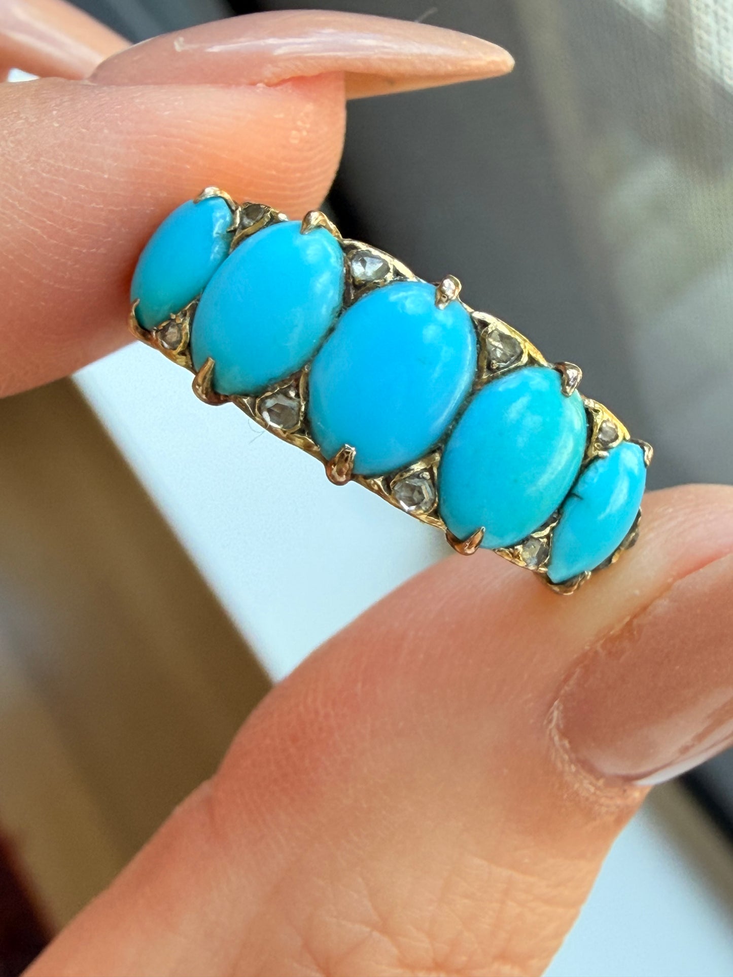 Antique 18K 5-stone Persian turquoise and rose cut diamond ring, size 7.75