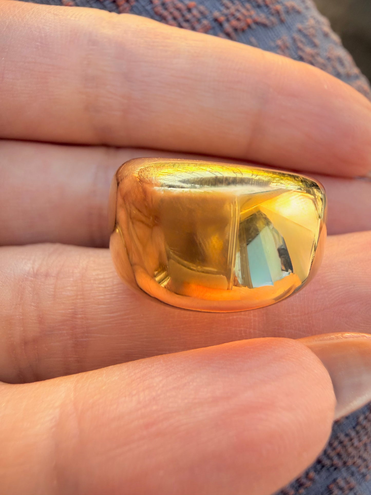 Vintage yellow 18K Cartier Nouvelle Vague ring, size 5-5.25