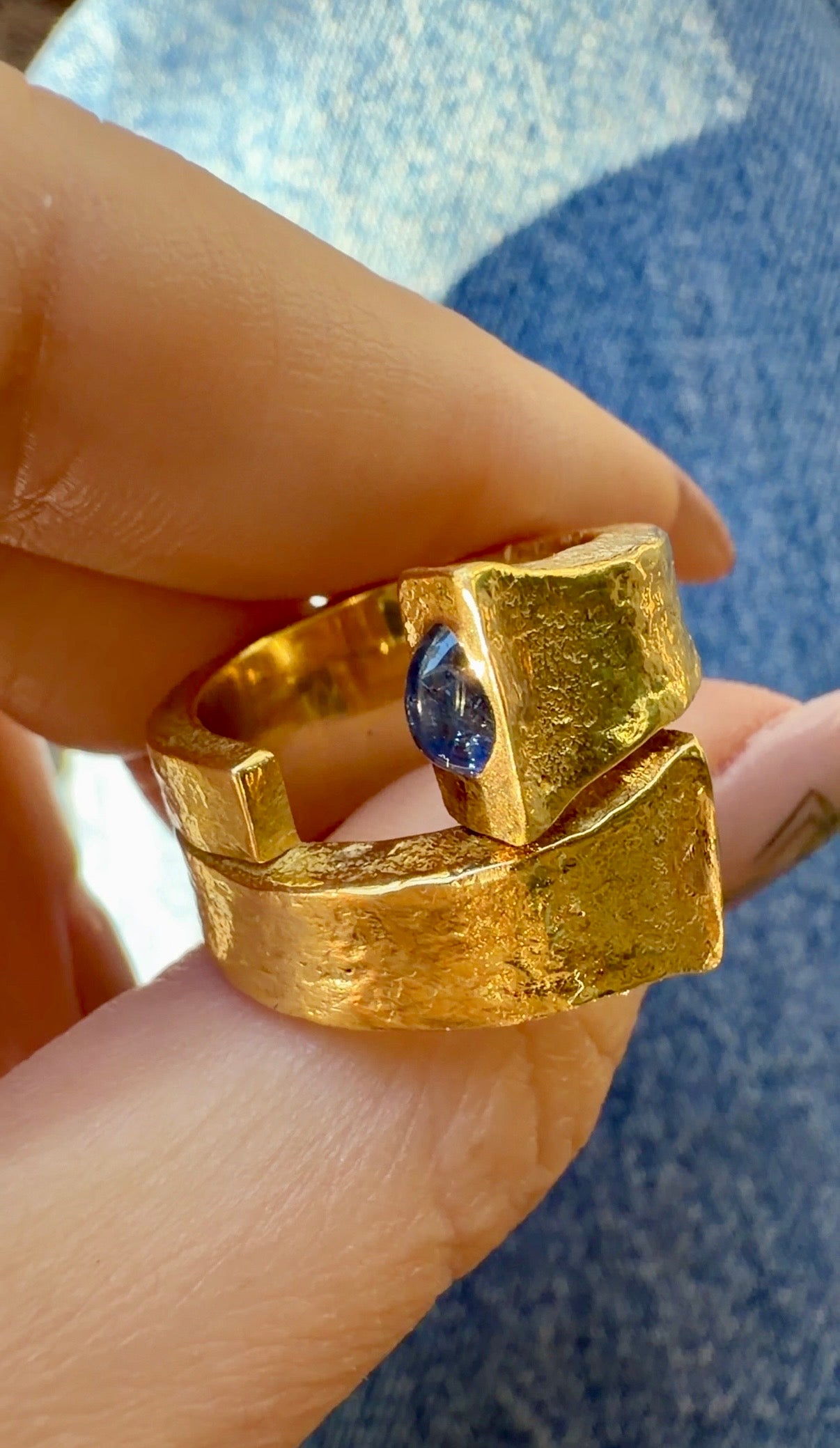 Vintage yellow 18K and sapphire cabochon double nail ring by David Webb, size 6