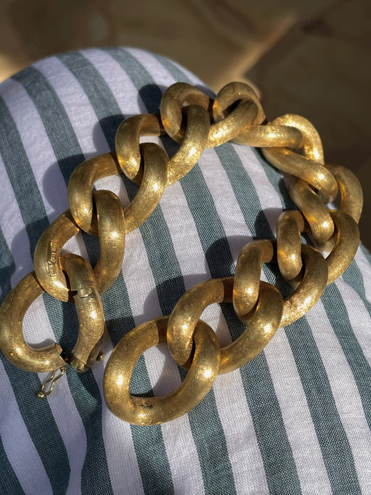 Vintage Yellow 14K midcentury florentine finish round curb bracelet, 6.75 inch fit