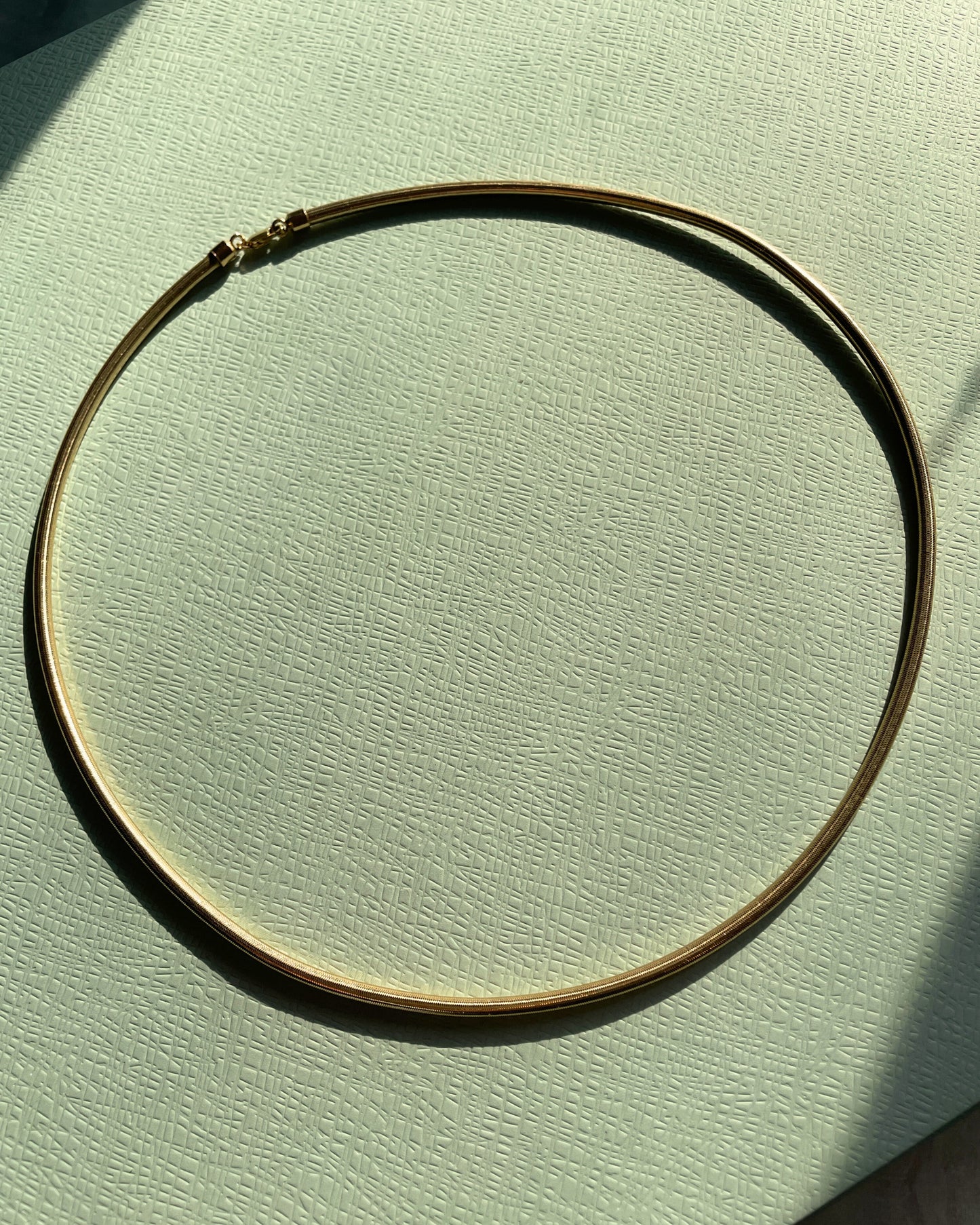 Vintage yellow 14K flexible tube collar necklace, 19.75 inch