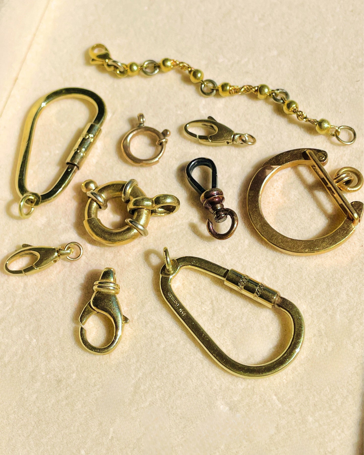 Antique rose 14K bolt clasp charm holder, .5 inch