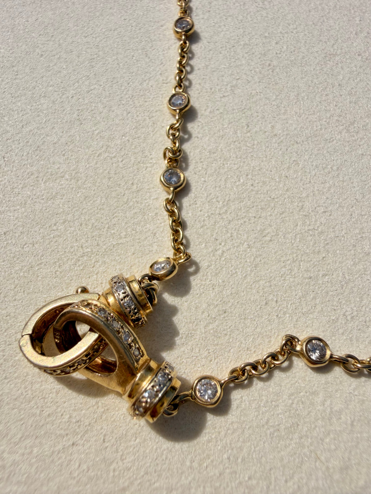 Vintage yellow 14K approx 1.4 ctw diamond bezel station chain with cuff clasp, 17.5 inch