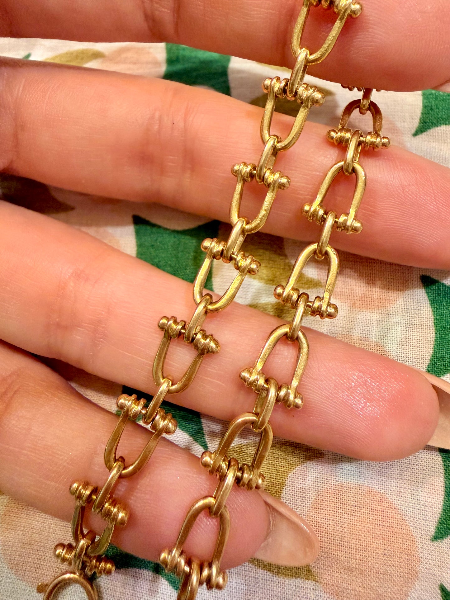 Vintage yellow 18K fancy link bracelet with 14K spring clasp, 7.75 inch