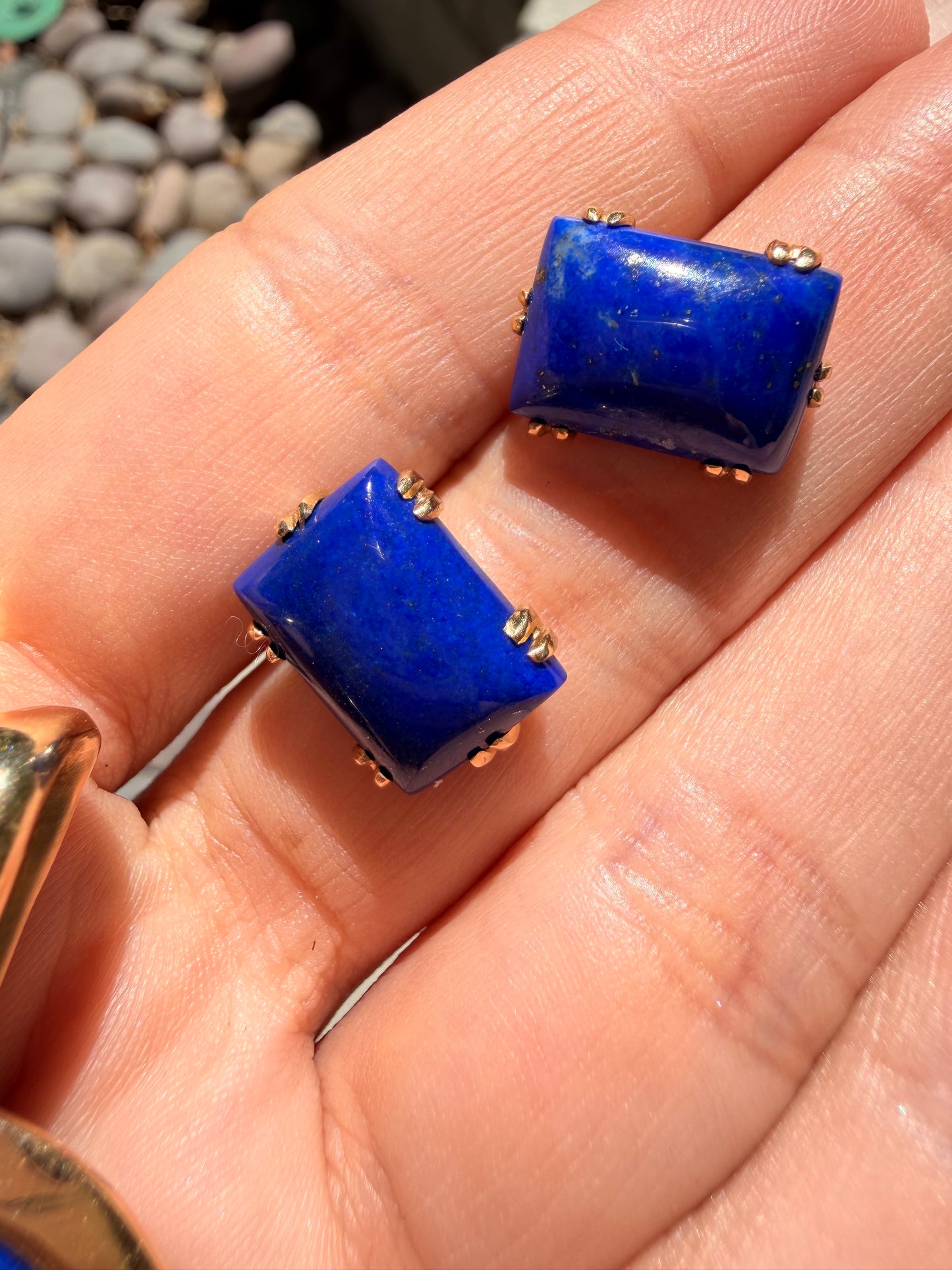 Vintage yellow 14K handmade gold and lapis earrings