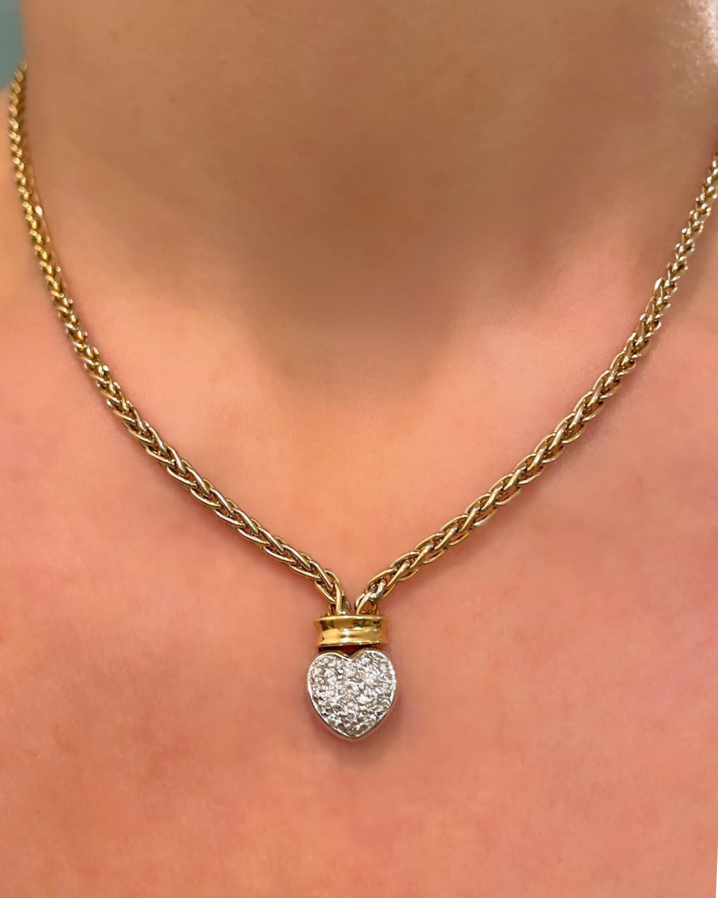 Vintage 18K gold diamond approx .23 ctw heart wheat chain necklace, 16 inch