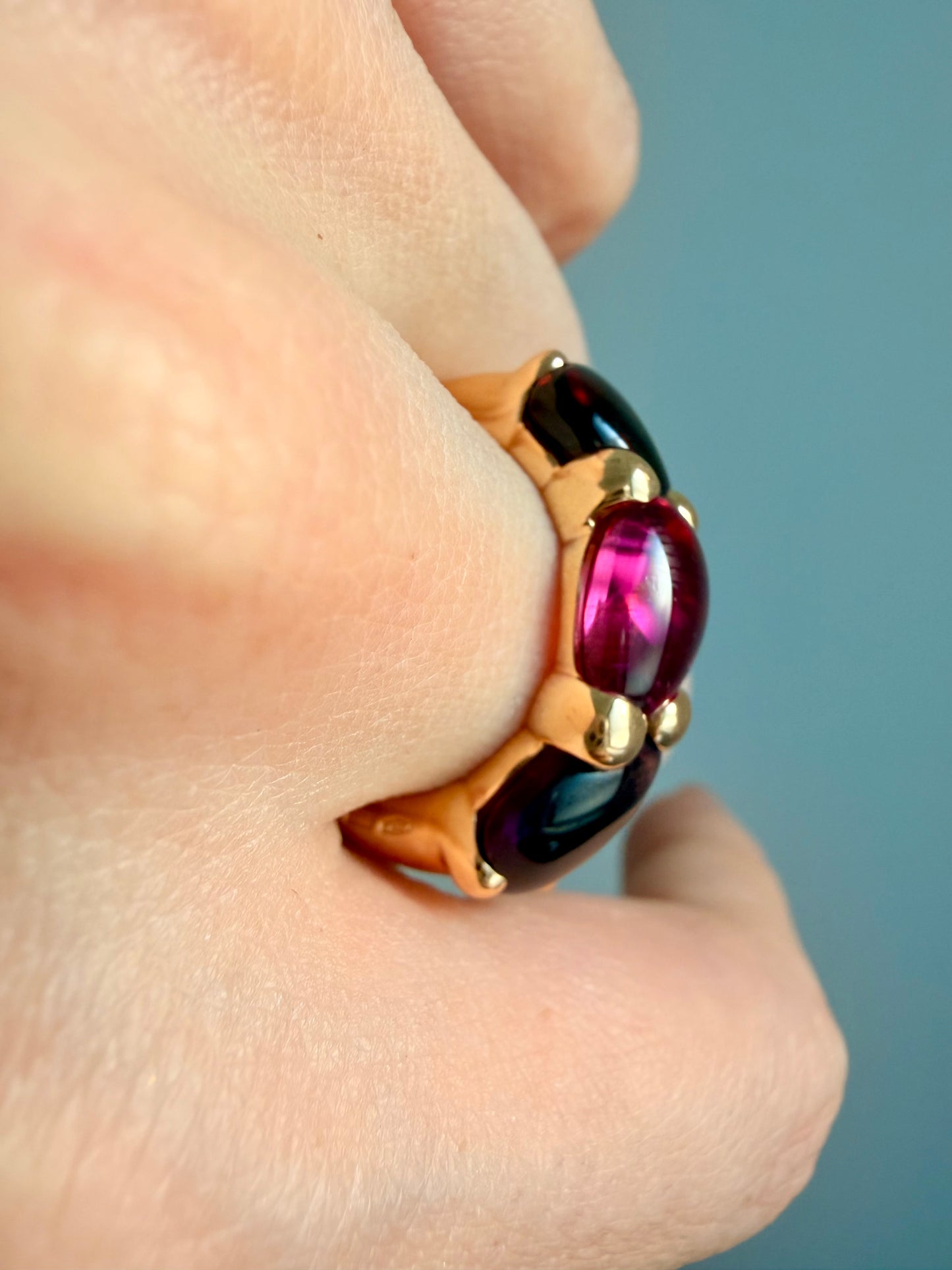 Vintage yellow 18K Pomellato 3 stone Sassi ring with Tourmaline, Amethyst and Garnet, size 6.5