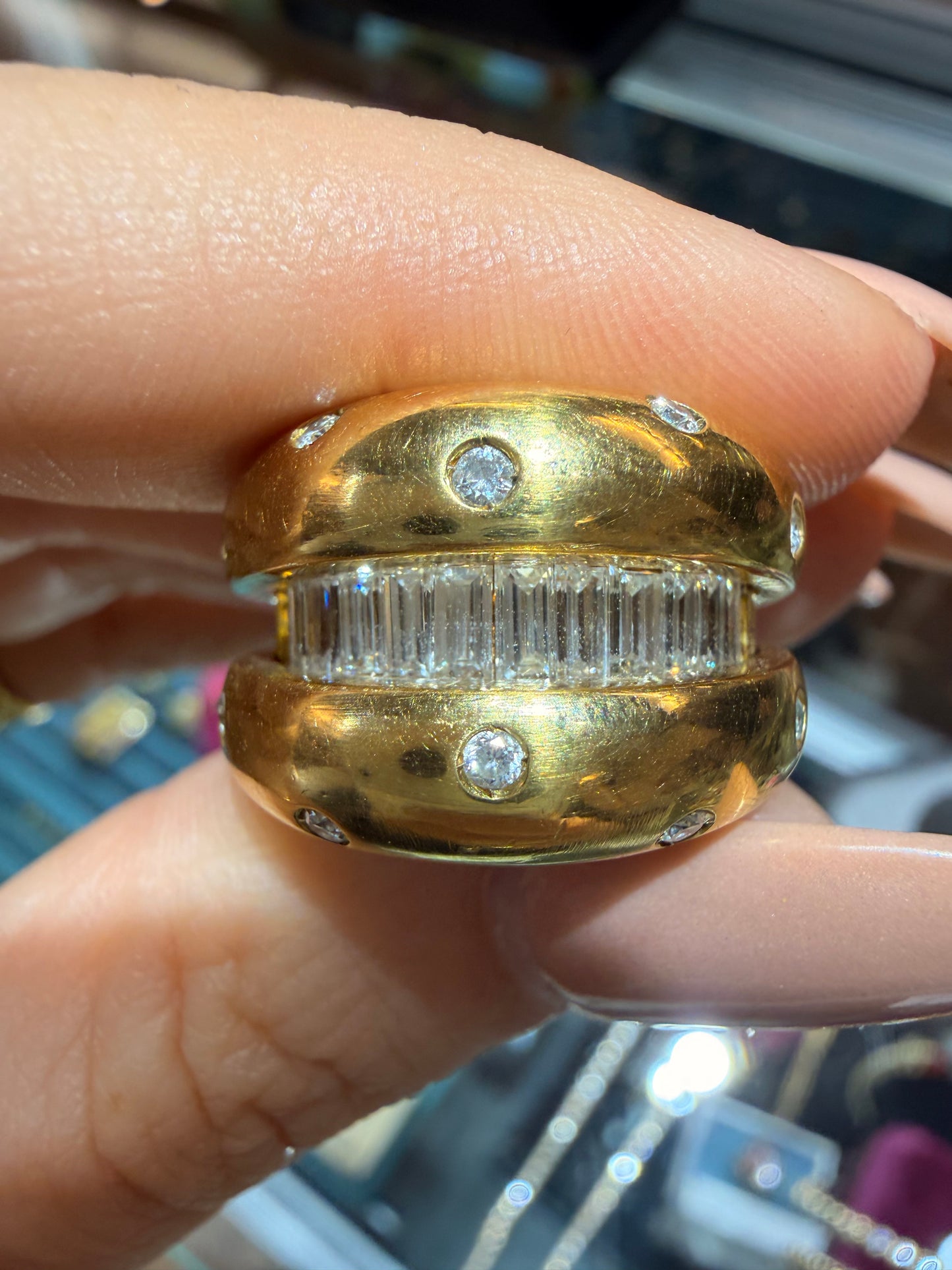Vintage yellow 18K approx 1.2ctw convertible ring, size 5.75