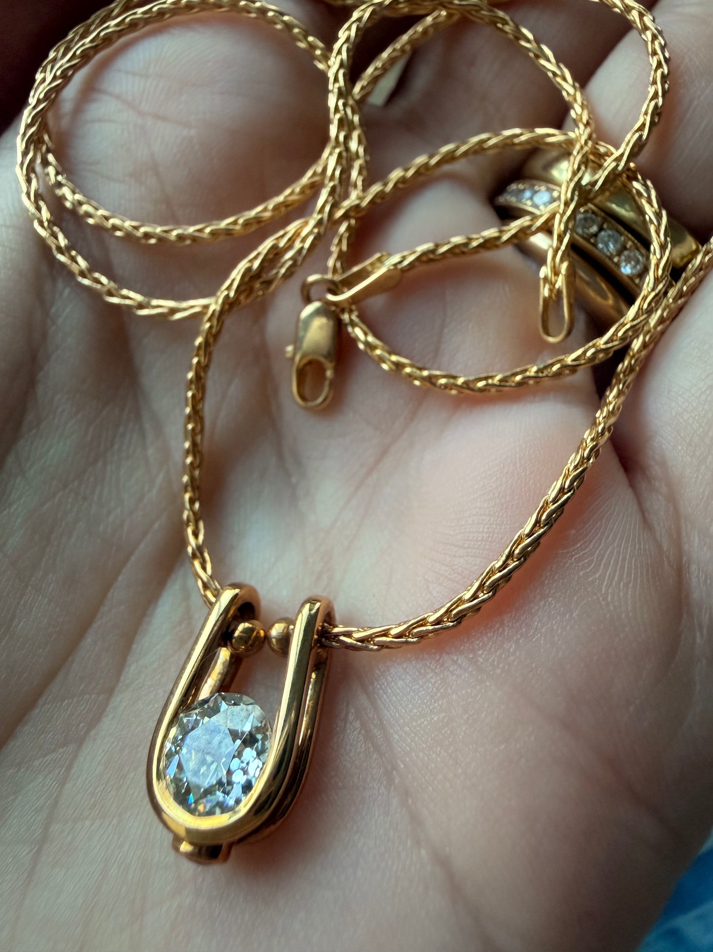 Vintage yellow 18K wheat chain with 1.05 ctw Old European Cut Diamond U pendant with ruby, 20 and 3/8 inch