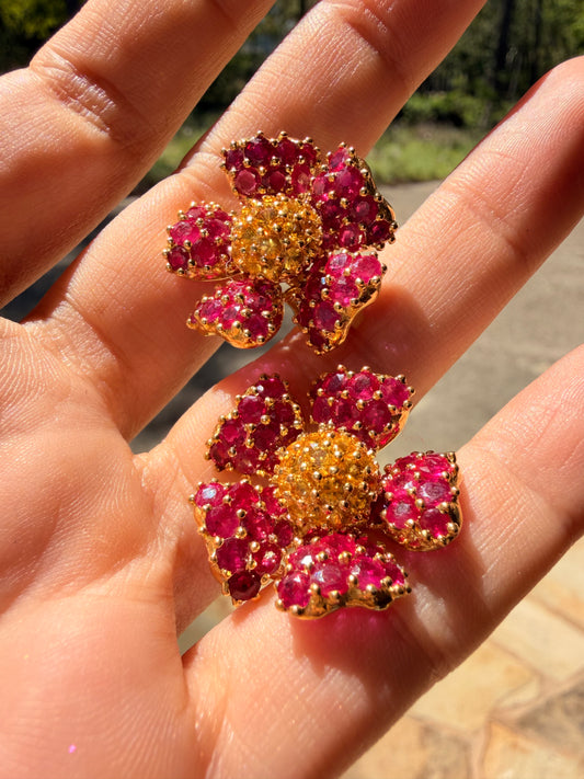 Yellow 18K gold, 3.2 ctw yellow sapphire and 10 ctw natural ruby flower earrings