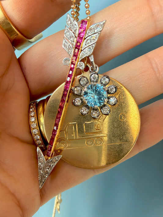 3GOG Natural Aquamarine Garden Party Flower Pendant 14K