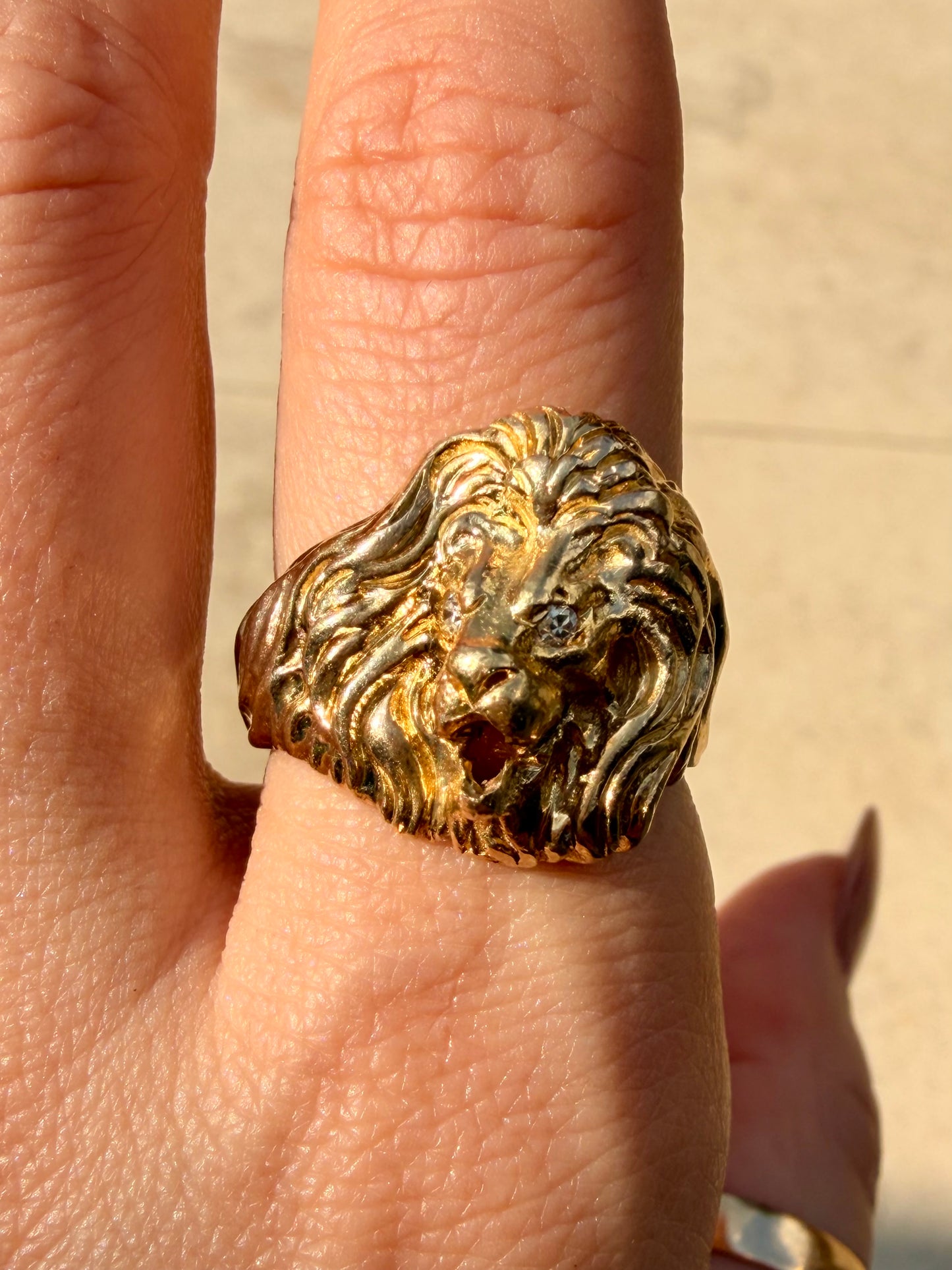 Vintage yellow 14K diamond lion ring, size 9