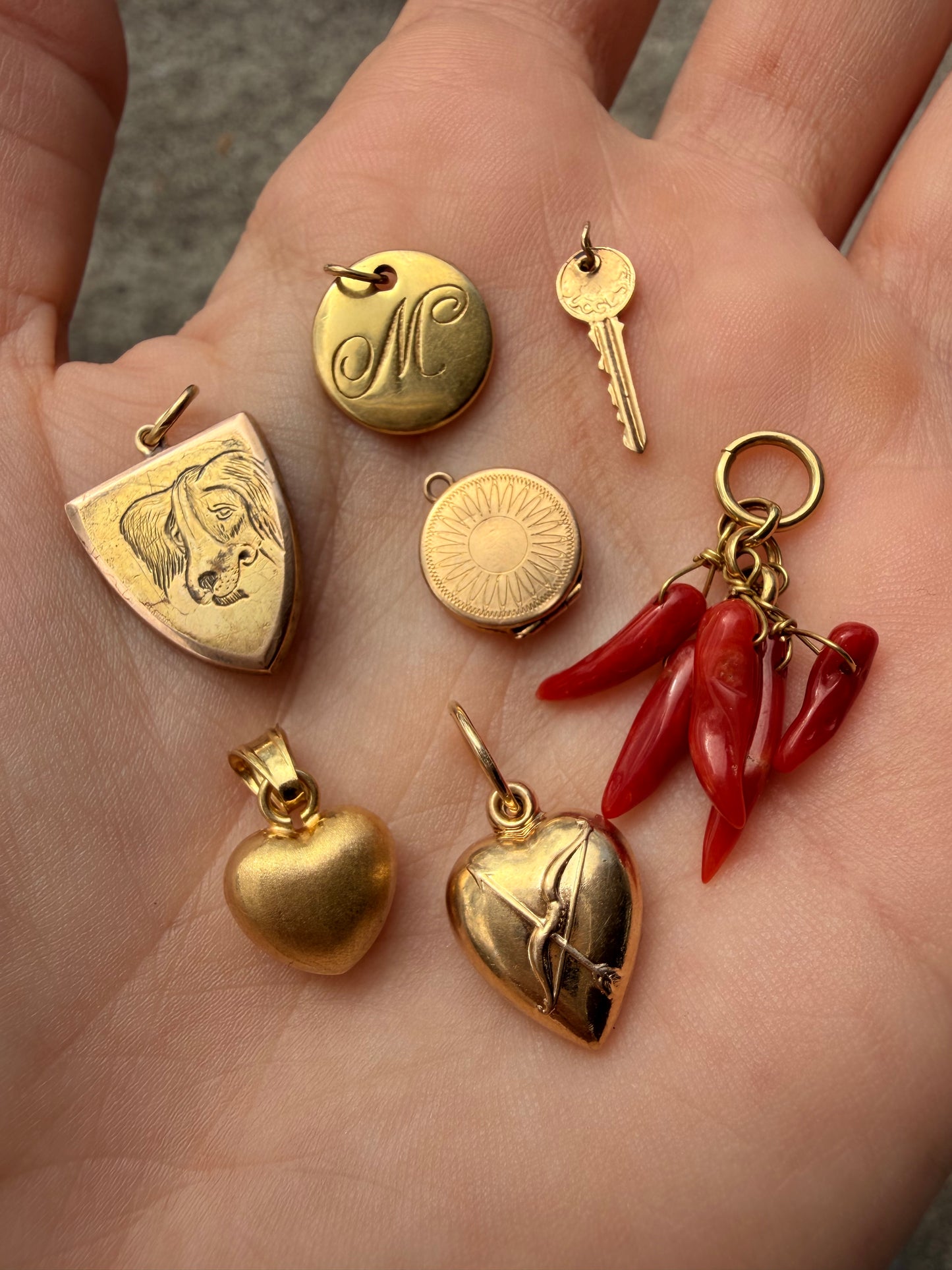 Vintage yellow 14K gold bow and arrow puffy heart charm