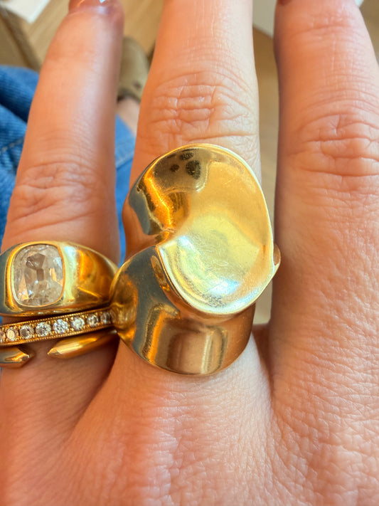 Vintage 14K sculptural armor ring, size 6.5