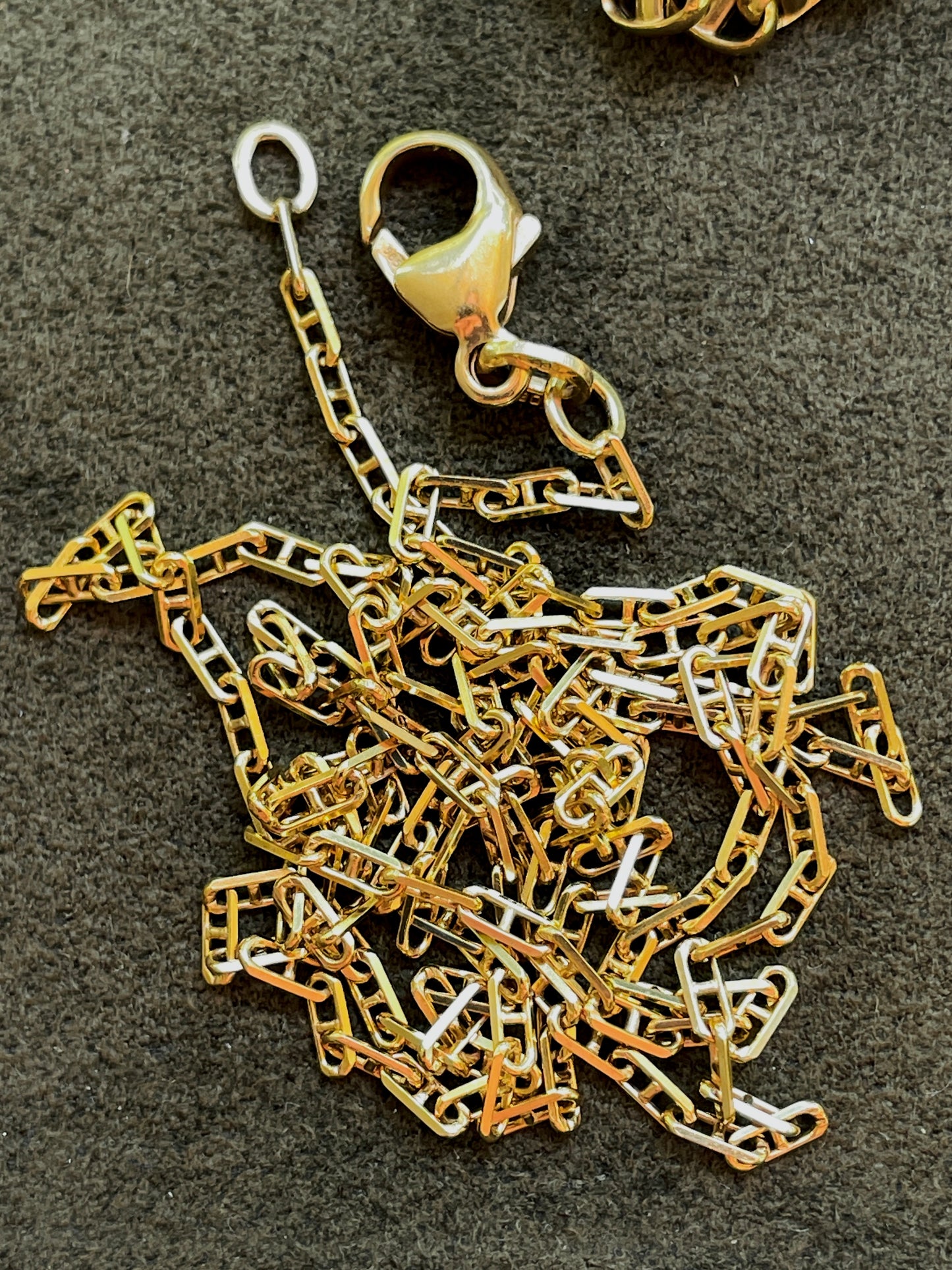 Vintage yellow 14K faceted mini mariner chain, 20 inch