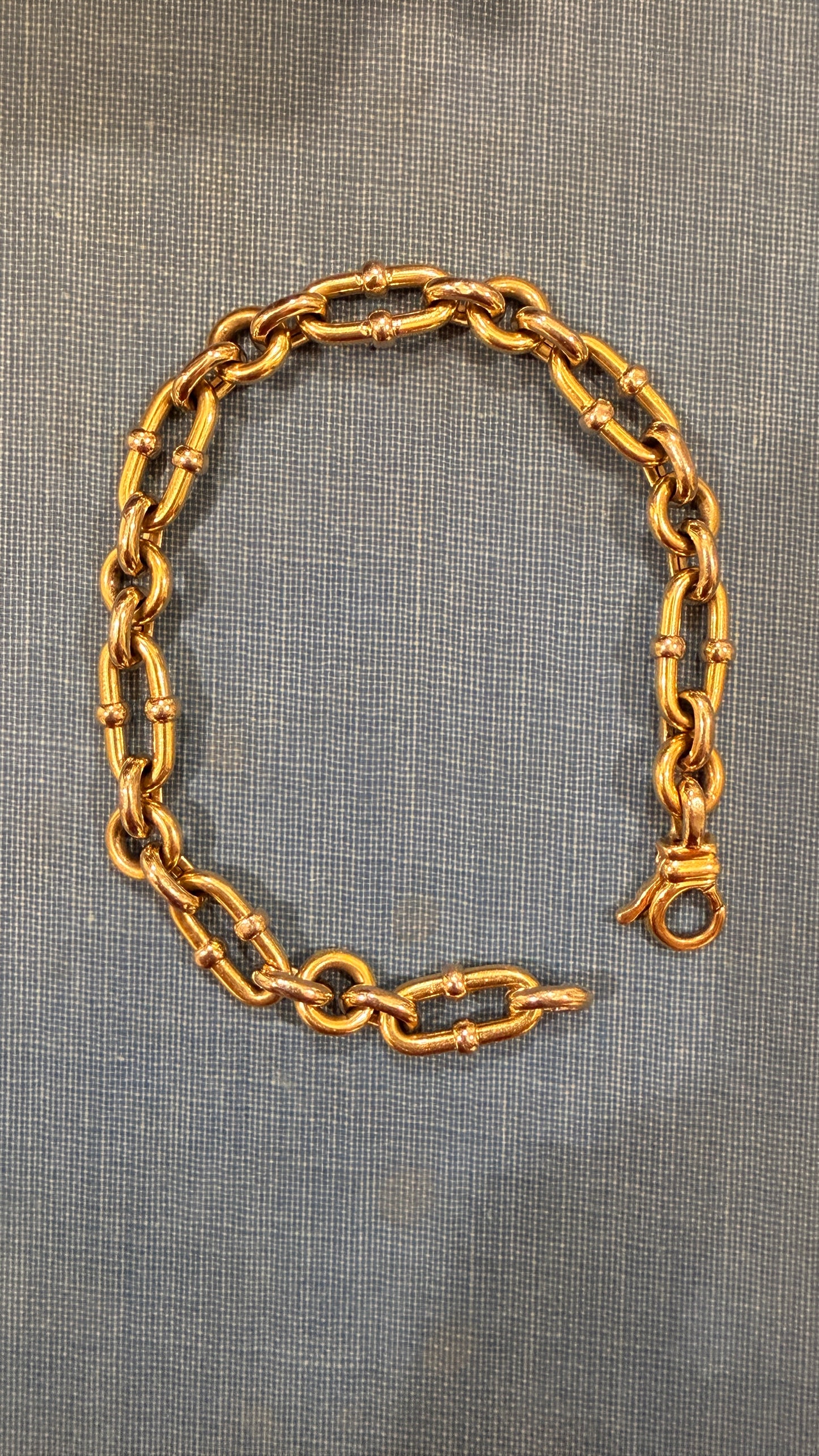 Vintage yellow and white 18K mixed oval link bracelet with ball details, 7.5 inch