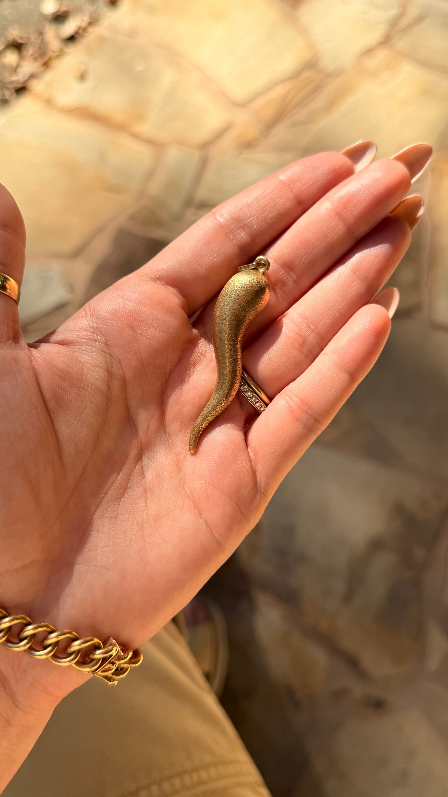 Vintage yellow 18K gold Italian horn statement pendant