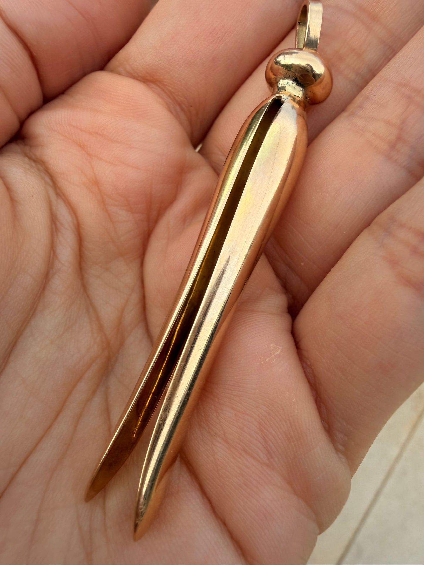 Vintage yellow 14K clothespin statement pendant