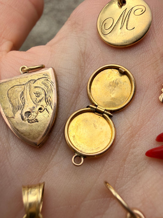 Vintage yellow 10K gold flower locket charm