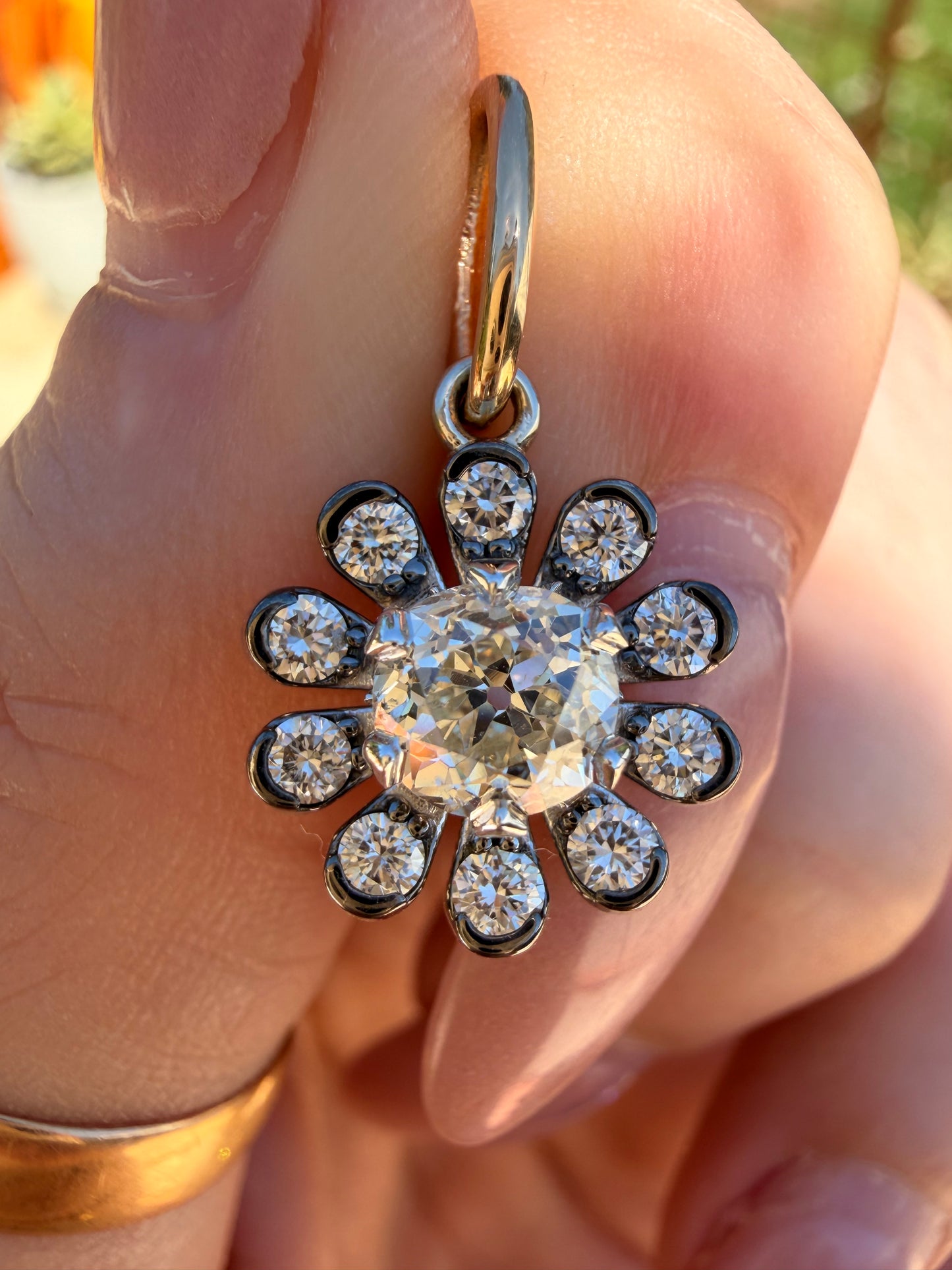 3GOG Natural Antique Diamond Garden Party Flower Pendant 14K - Release 1