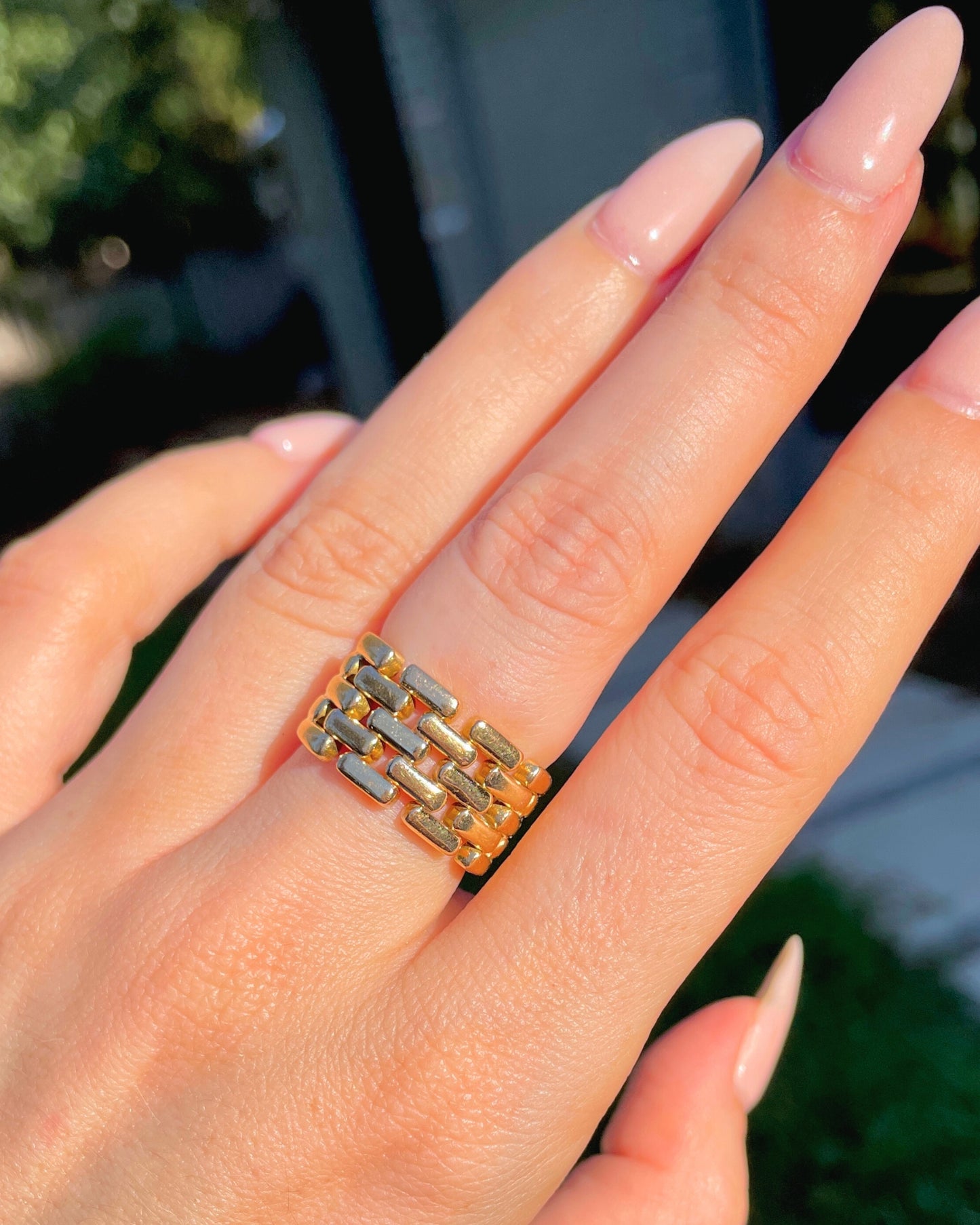 Vintage yellow 18K panther link chain ring, size 6.25