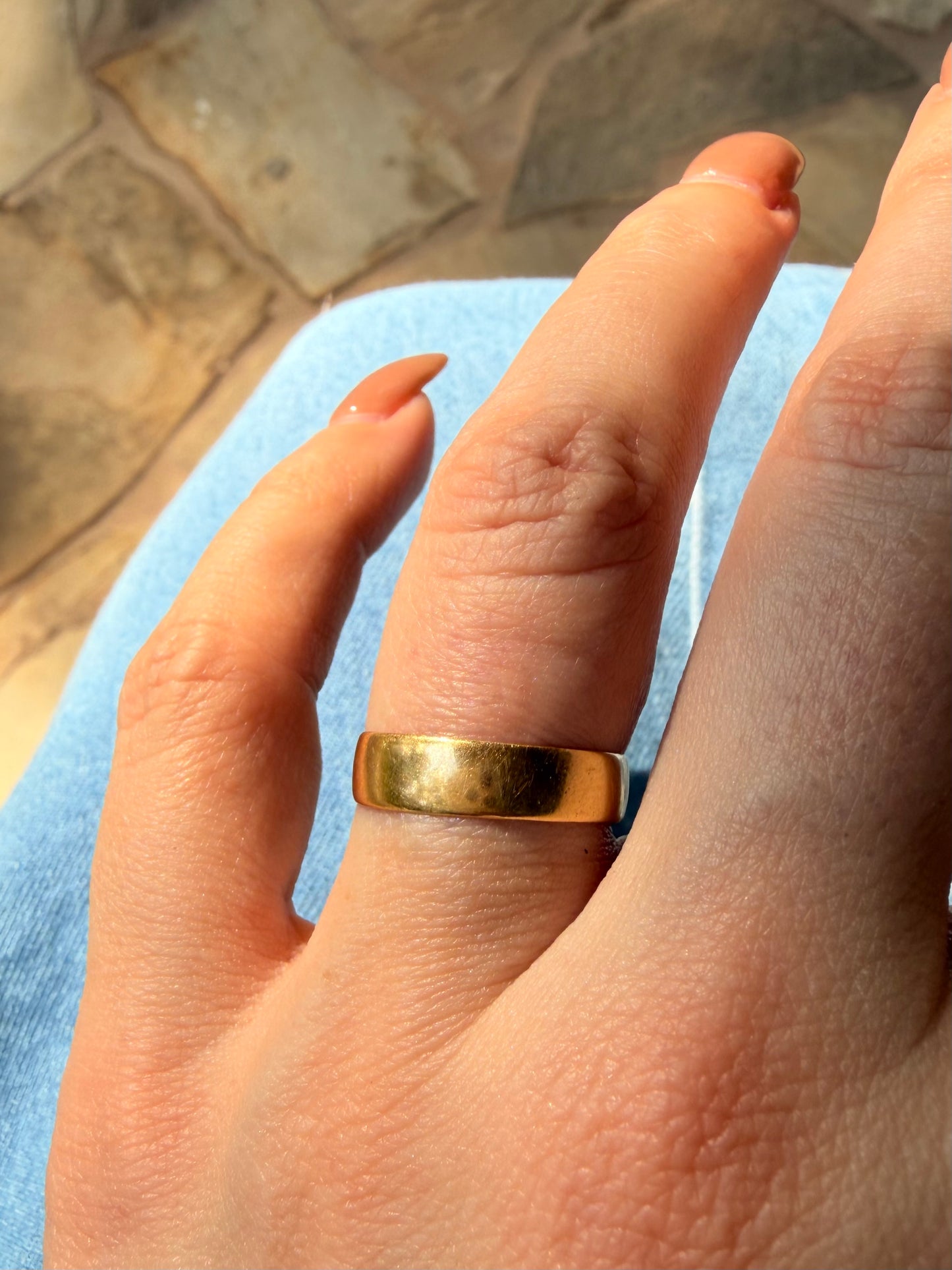 Vintage yellow 14K flat band, size 7