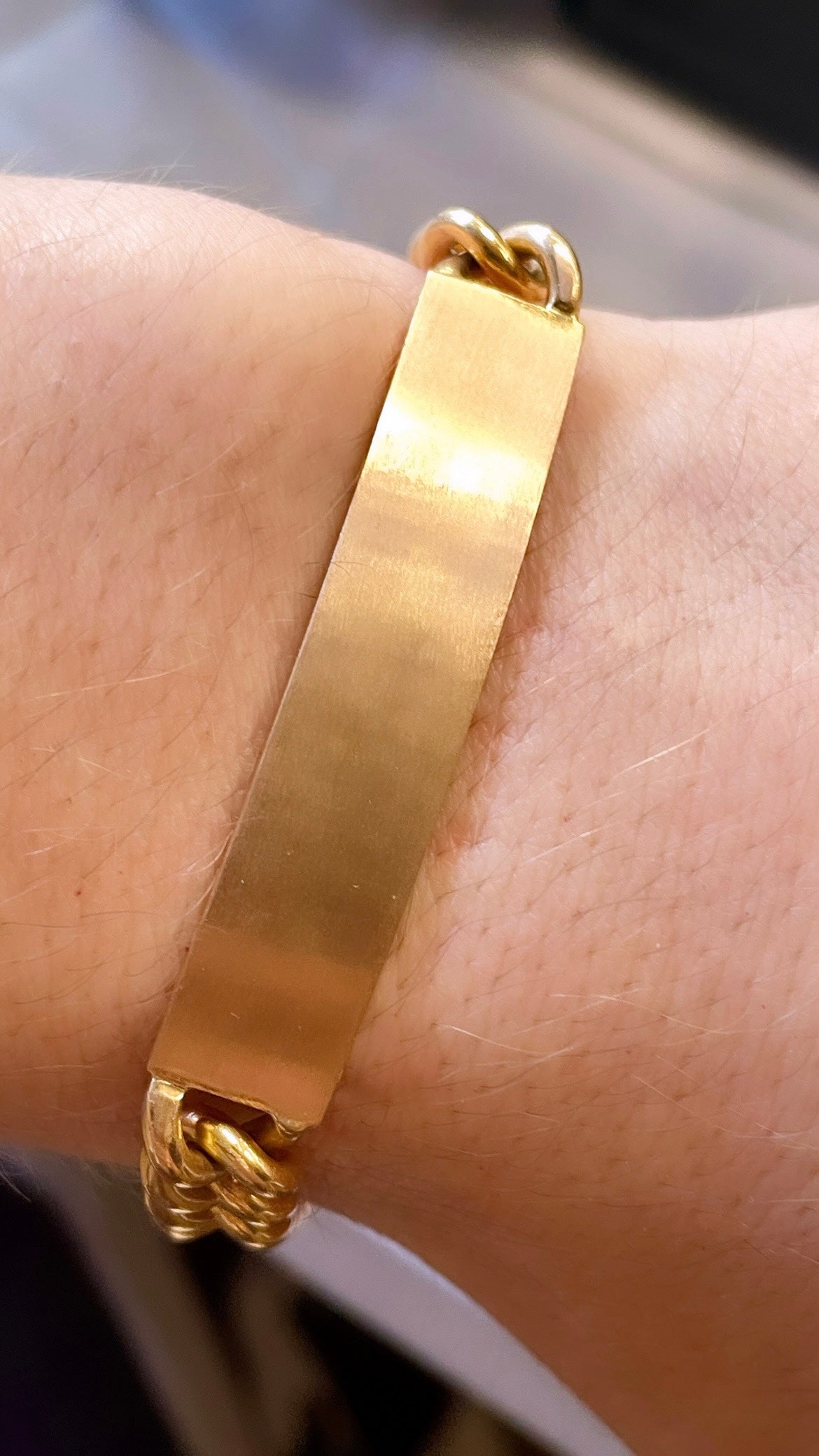 Vintage rosy yellow 18K solid round curb link ID bracelet, 8.25 inch