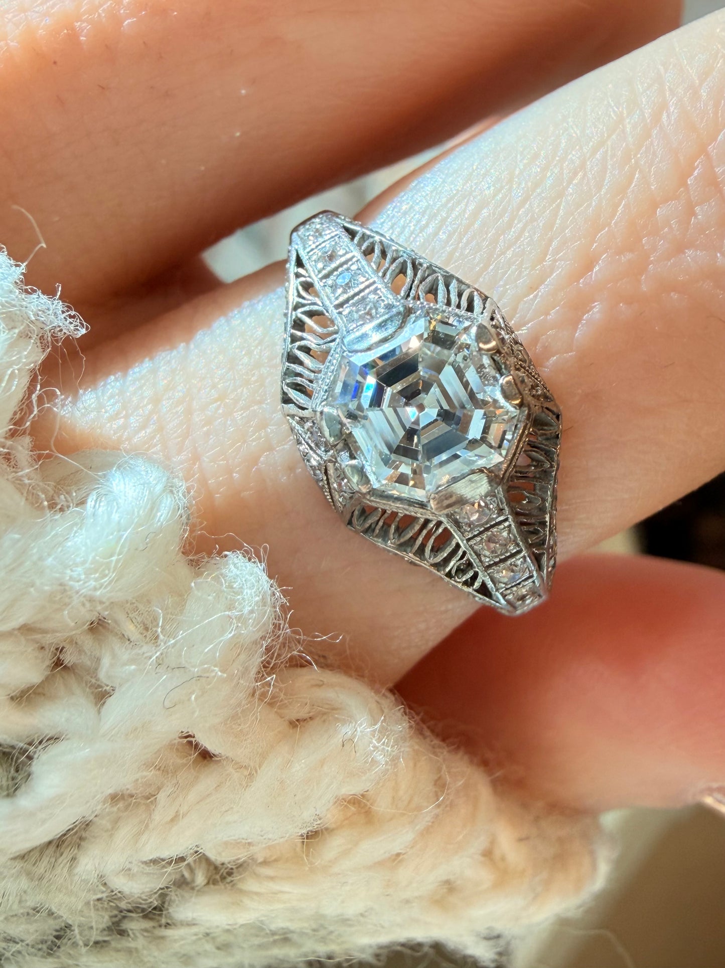 Antique platinum approx 1.5ctw octagonal diamond ring, size 8-8.25