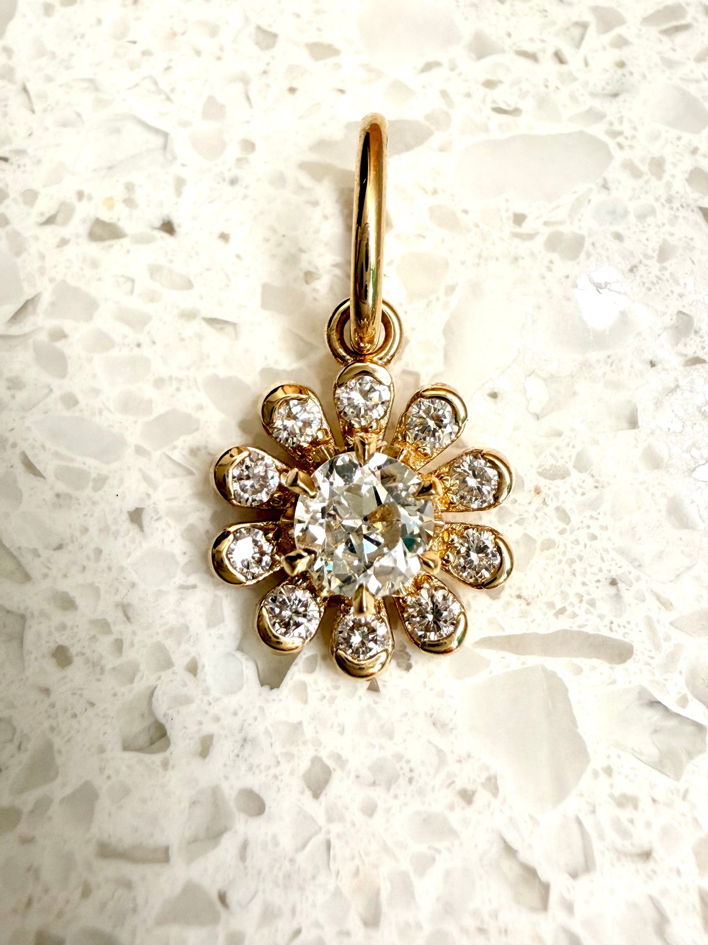 3GOG Natural Antique Diamond Garden Party Flower Pendant 18K - Release 4